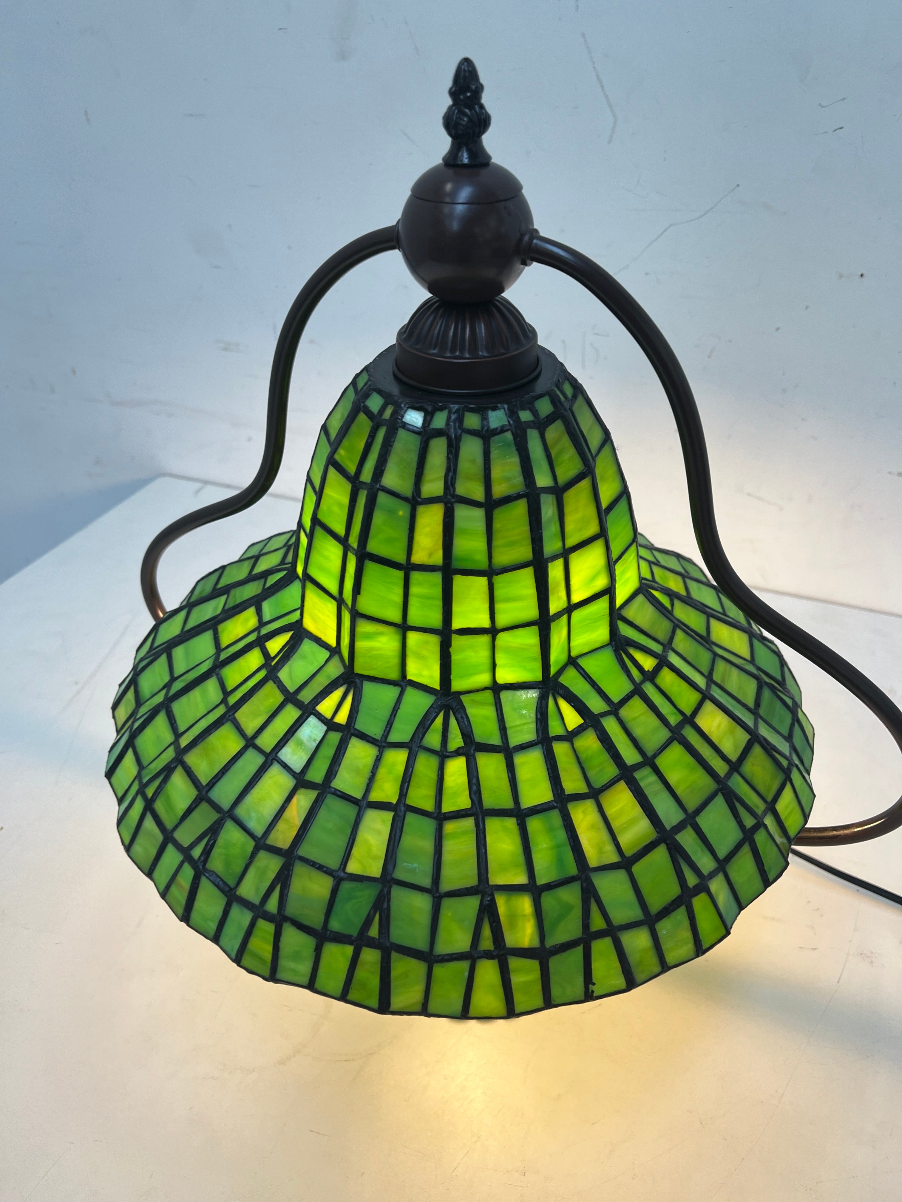 Tiffany Style Table Lamp – Green Stained Glass