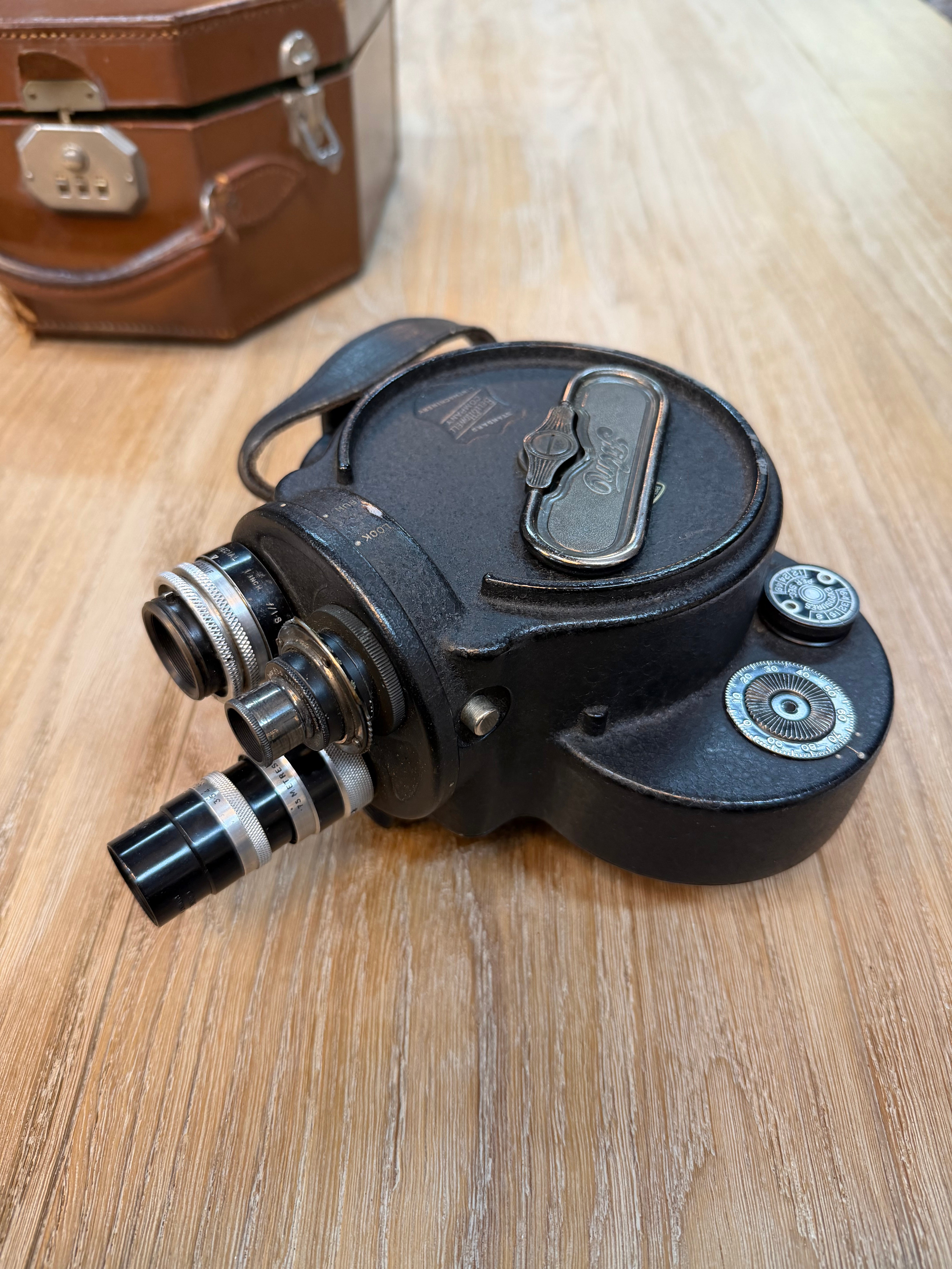 Bell & Howell Chicago Model 70 Vintage Movie Camera + Original Case