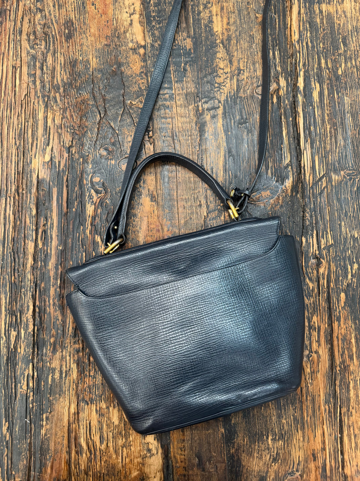 Vintage Delvaux Magicien Handbag – Marine Blue Leather