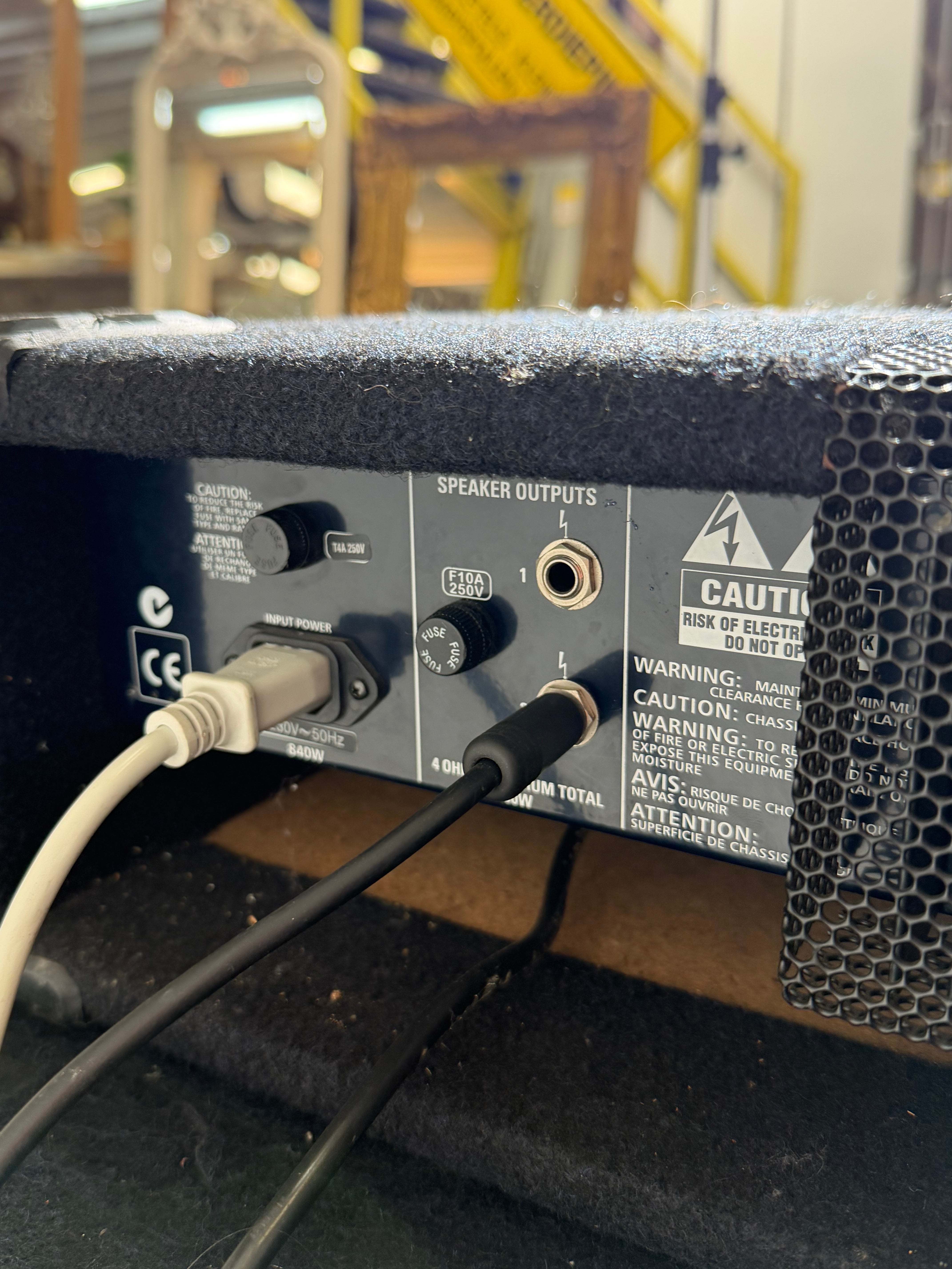 SWR Workingman’s 4004 Bass Amplifier Head with 2x10 Cabinet