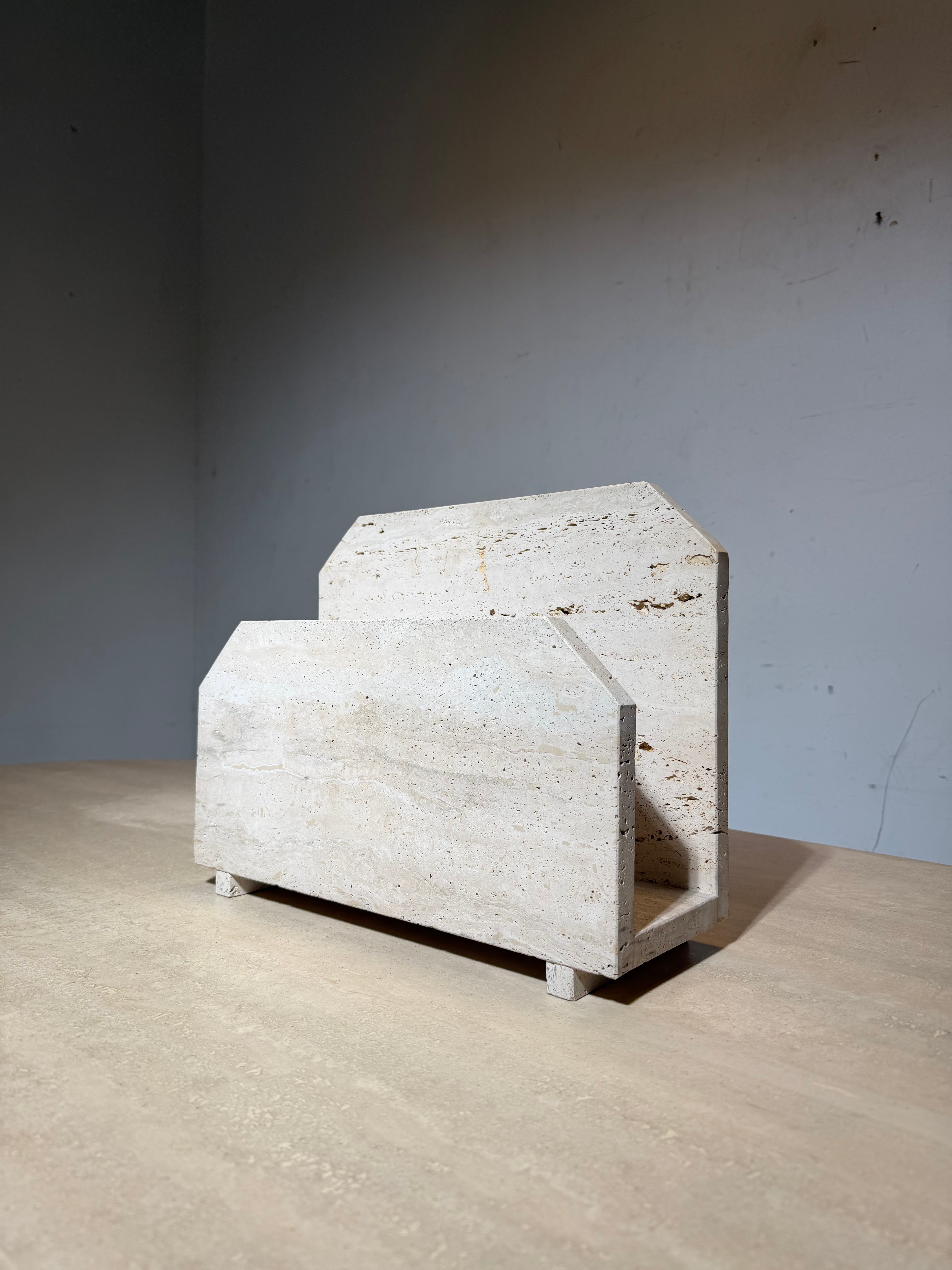 Vintage Travertine Magazine Holder – 40 x 15 x 32 cm