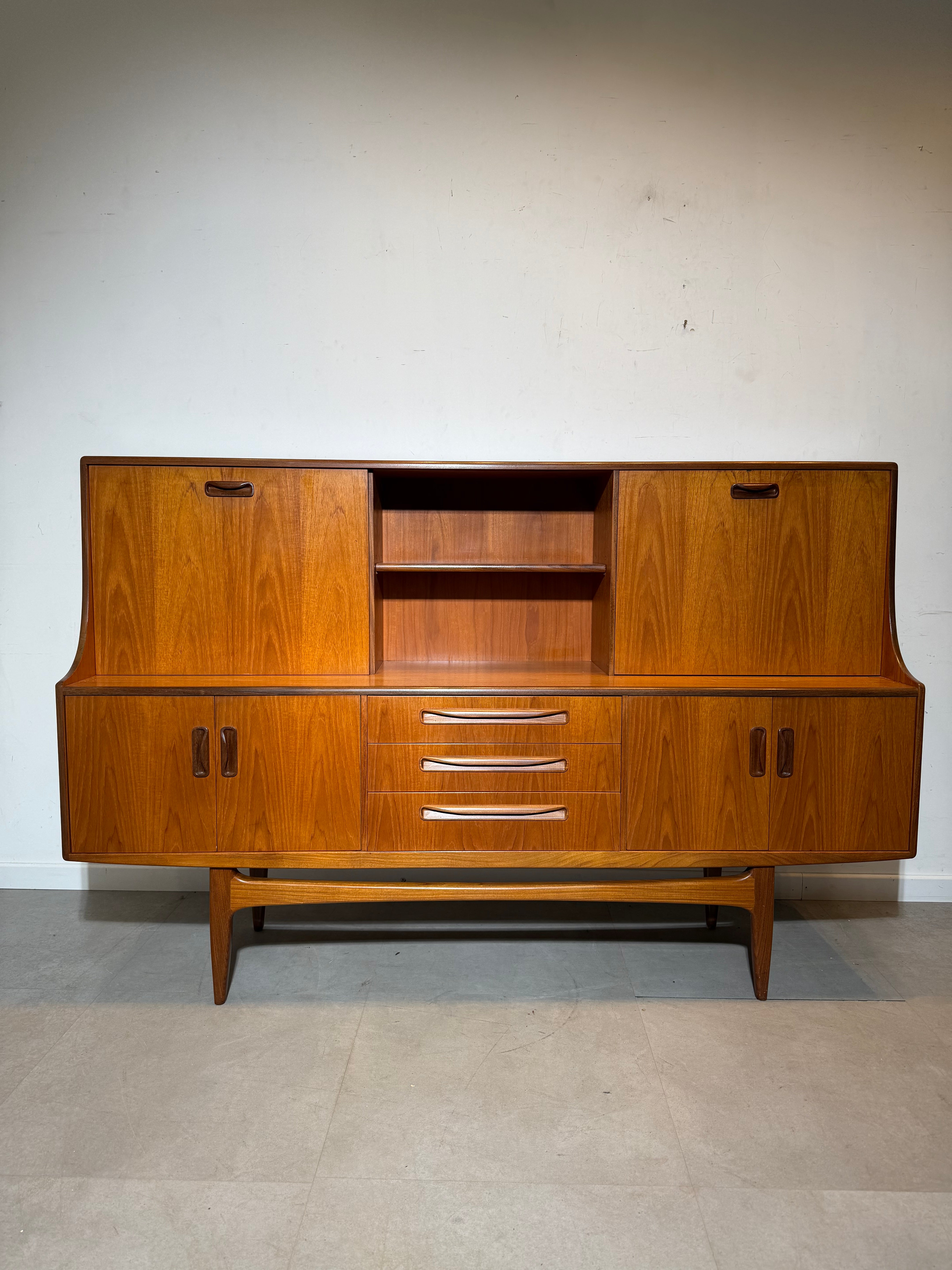 G-Plan “Fresco” Highboard – Mid-Century Modern (1960s)