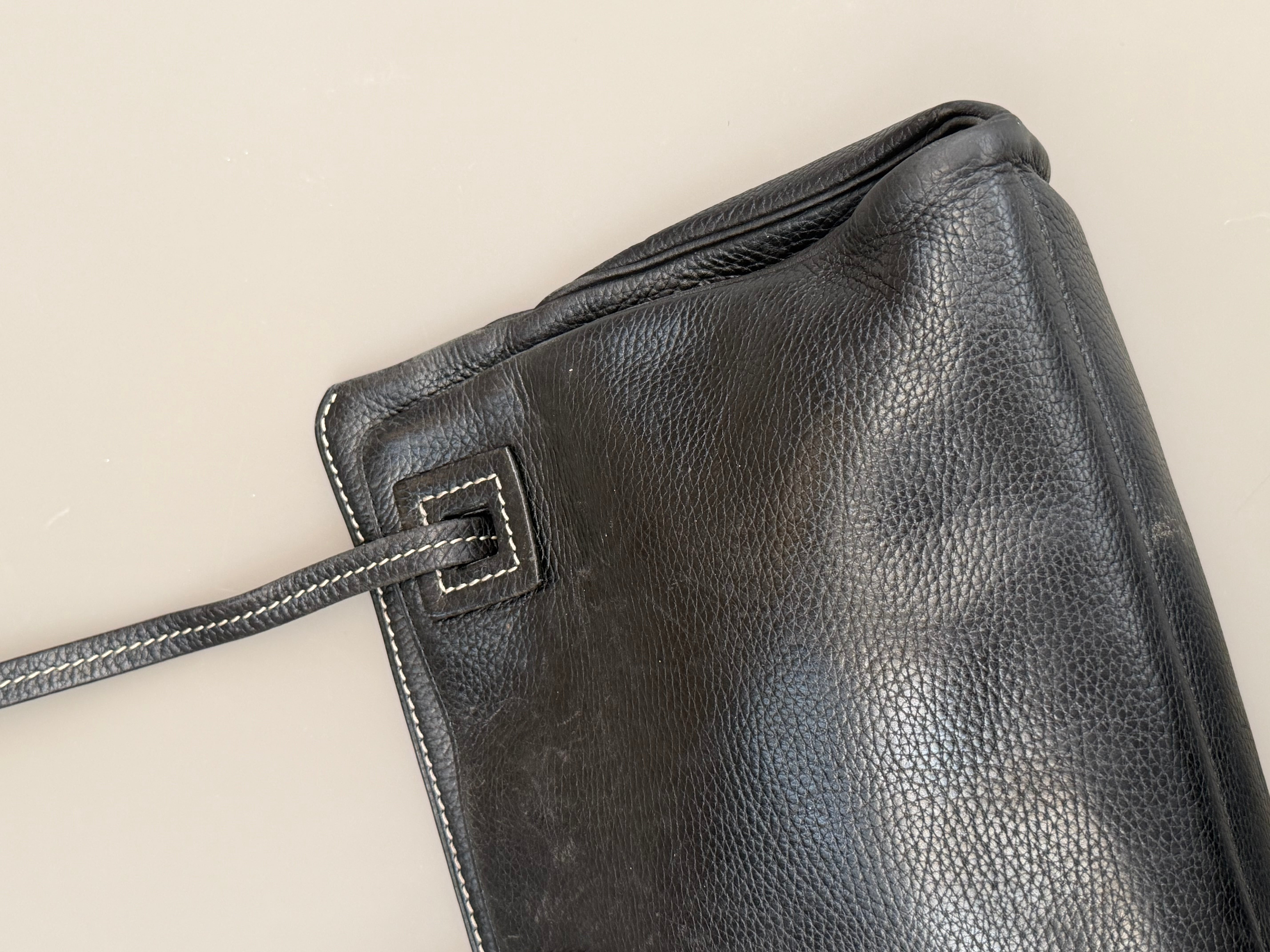 Delvaux Nuage Handbag – Black Grained Leather – Vintage