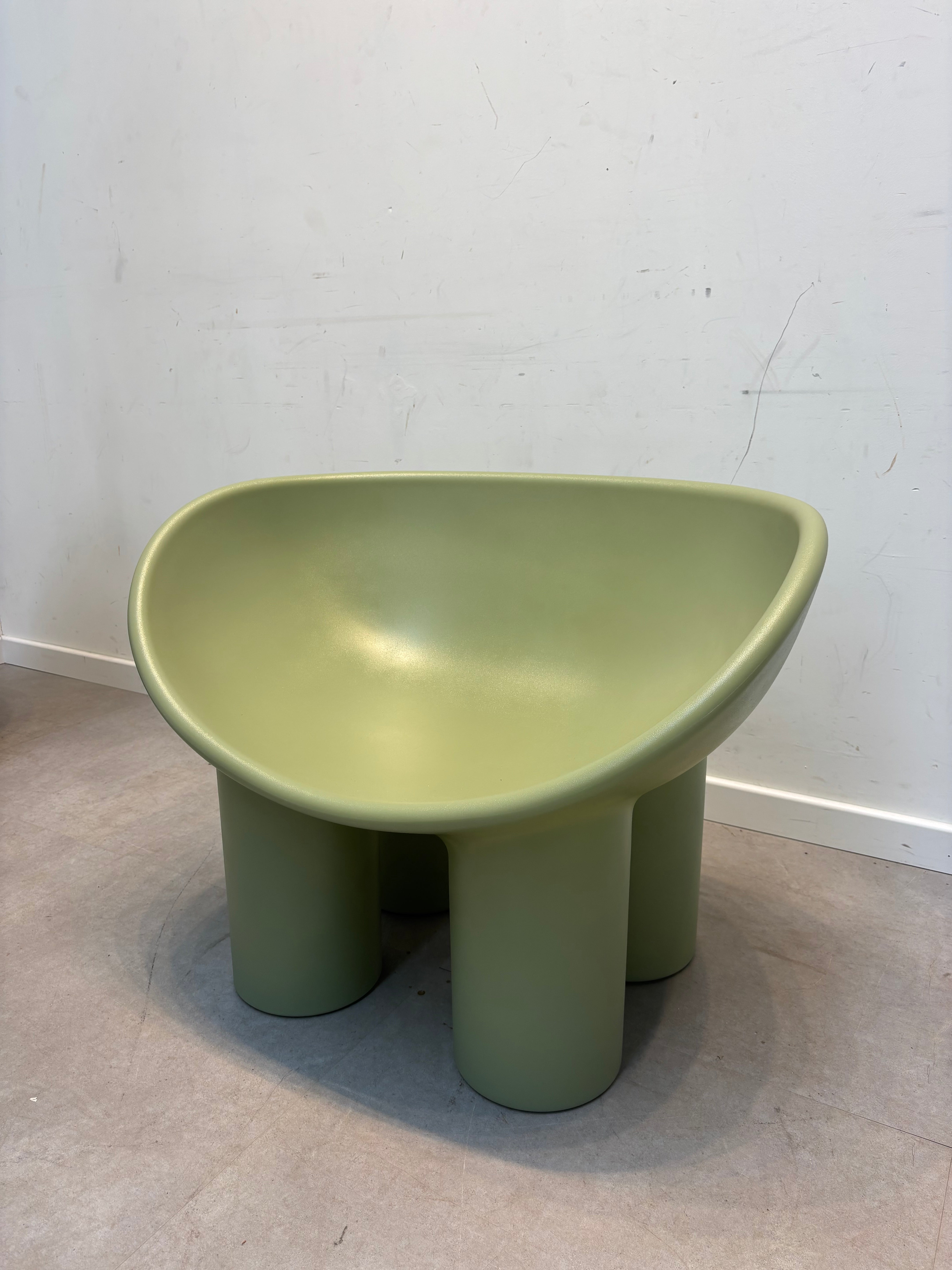 O - Chair Green