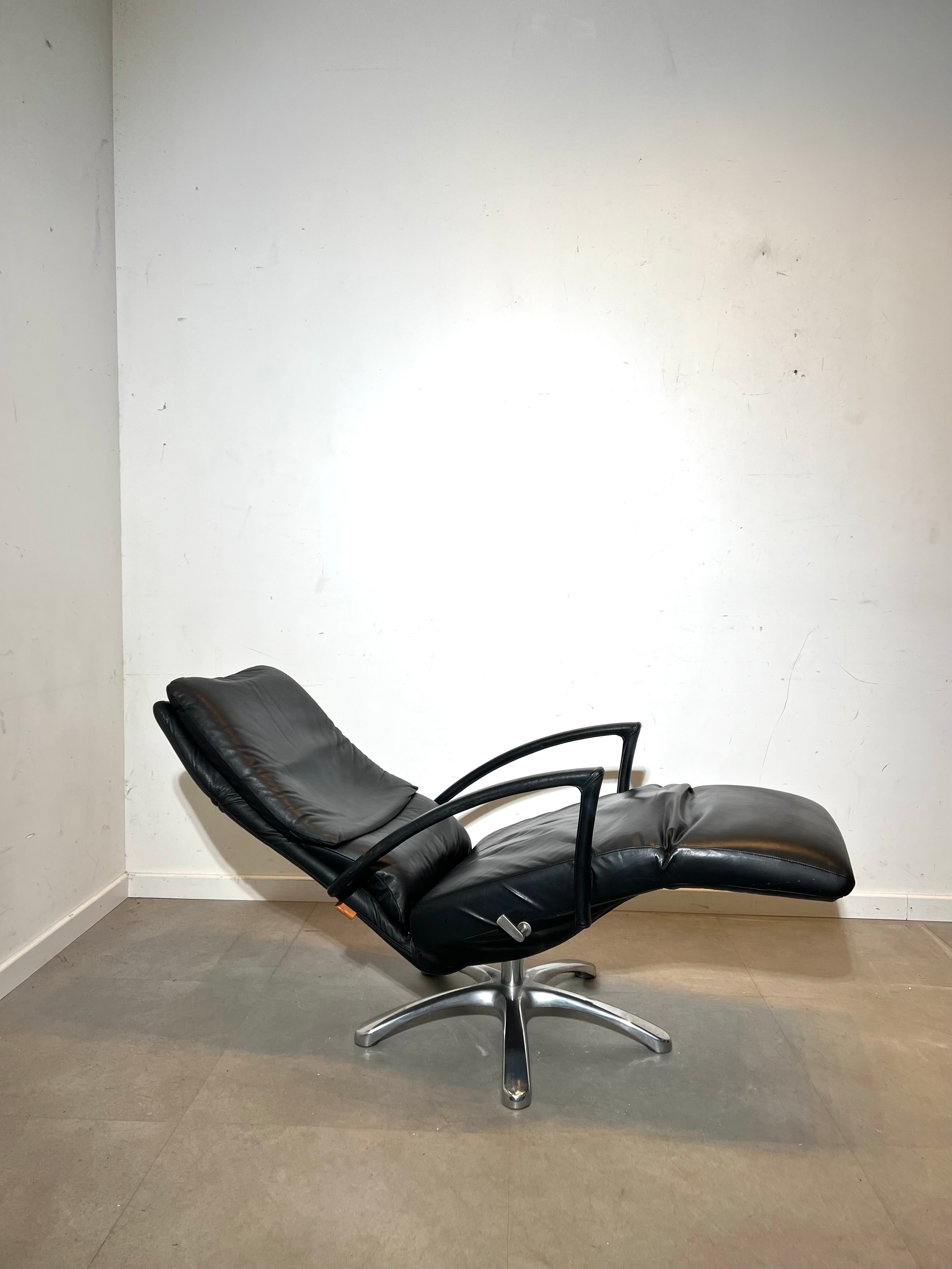 Durlet “Dayton” Leather Relax Armchair