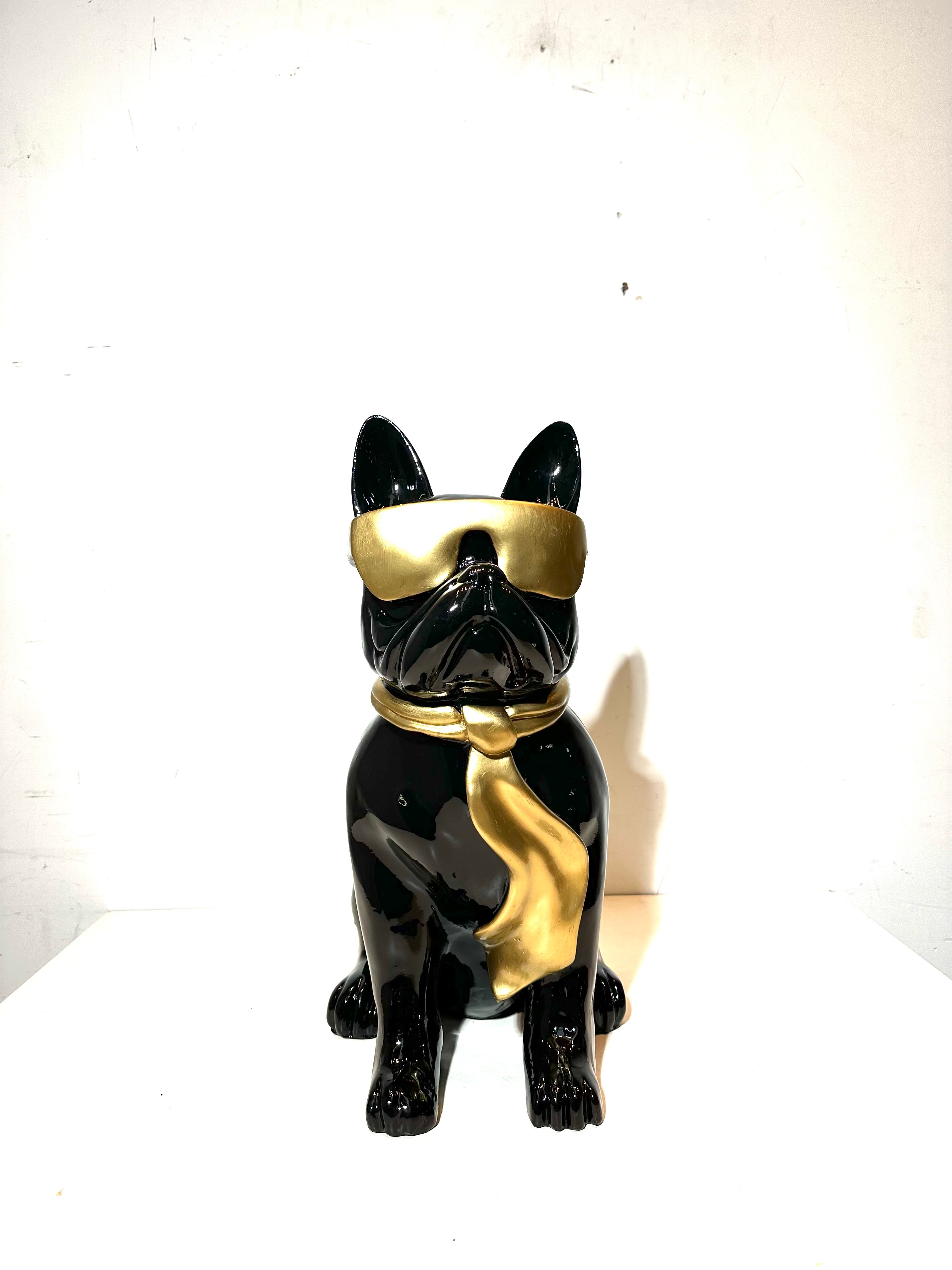Modern Bulldog Sculpture — Black & Gold Plastic Design