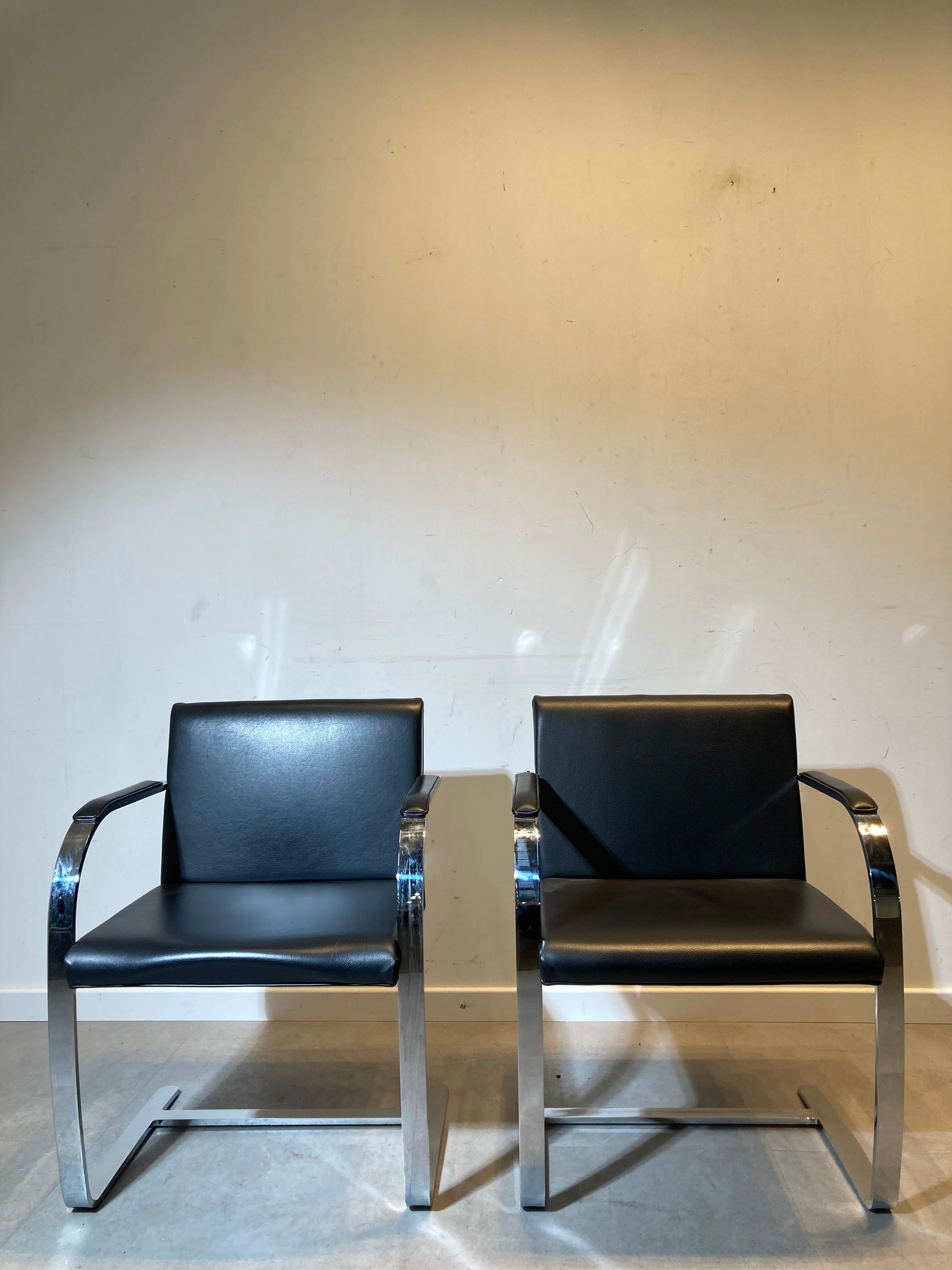 “Berno” chair - Mies Van Rohe replica - lower backrest