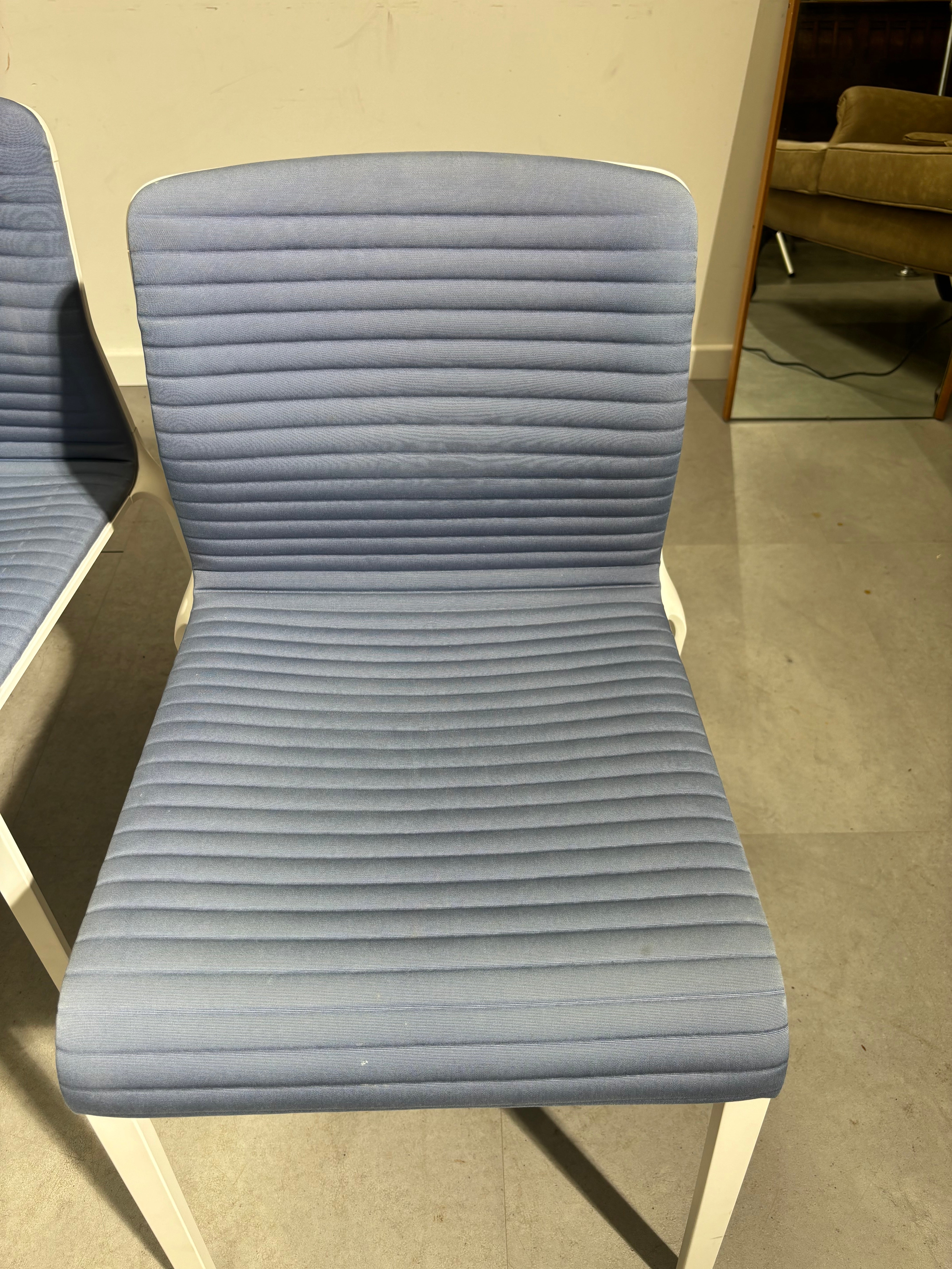 Ensemble de six chaises MDF italia Modèle « Bend »