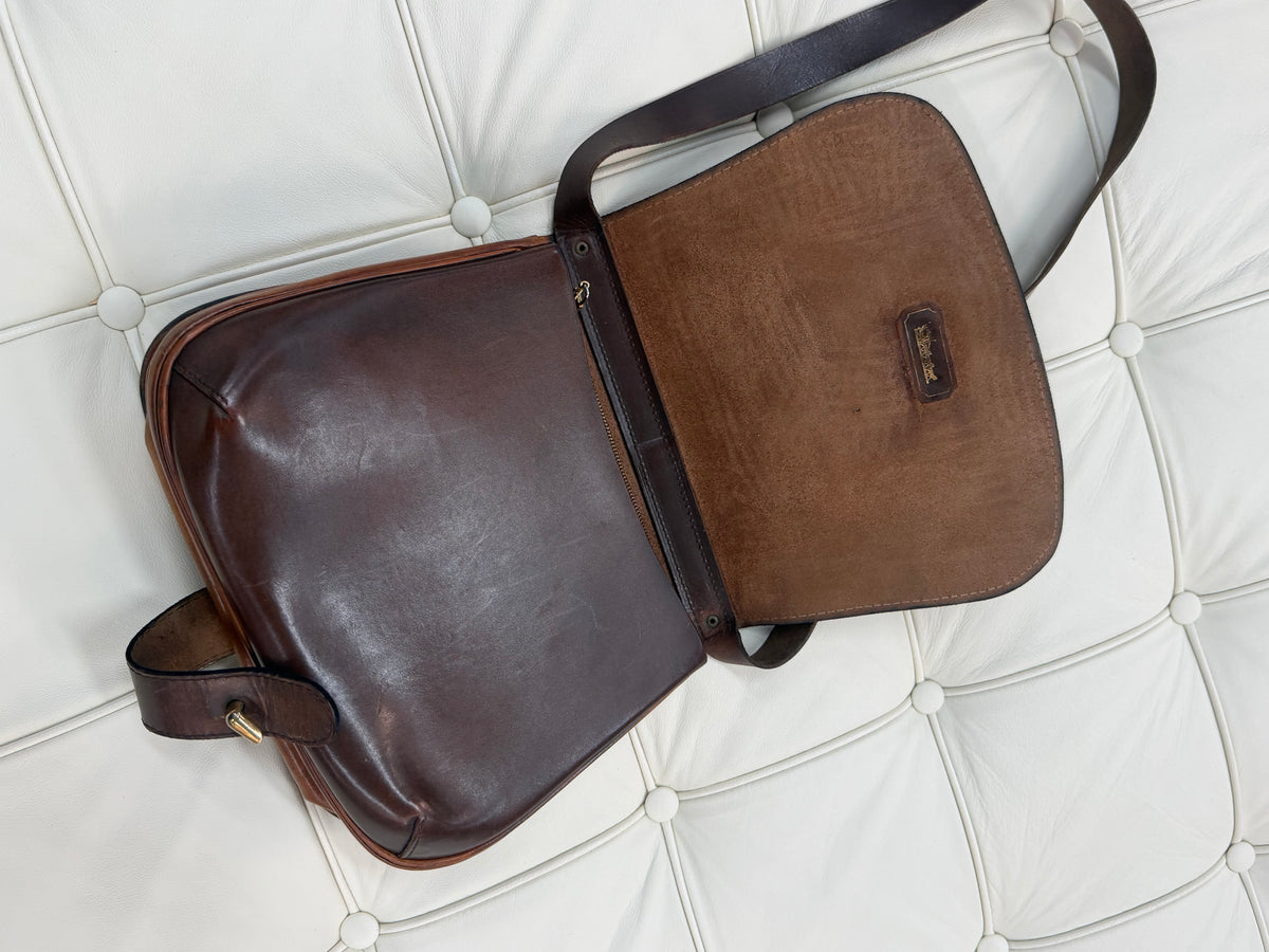 Delvaux “Chasseresse” Two Tone Crossbody Bag 22 x 24 cm