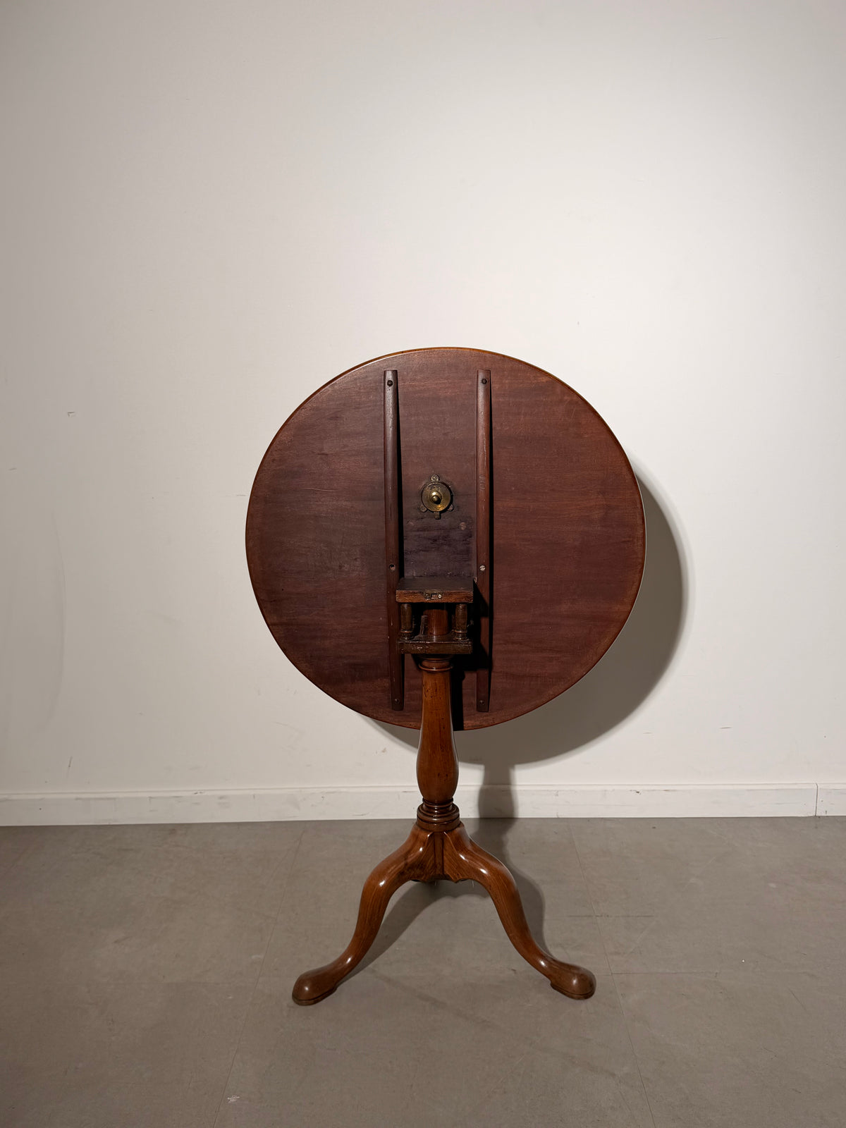 Antique Tilt-Top Pedestal Table