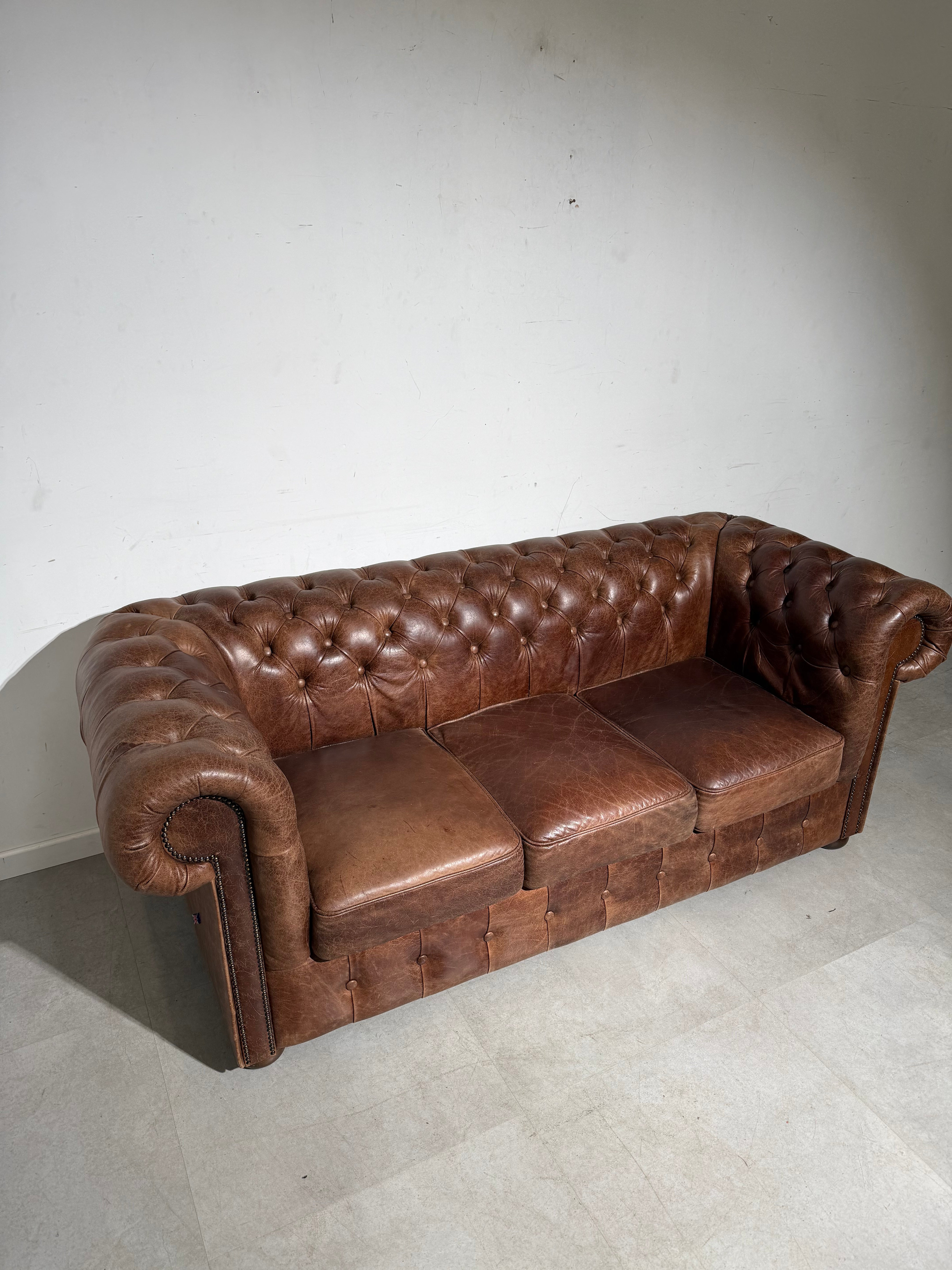 Vintage Chesterfield 3-Seater in Cognac Leather