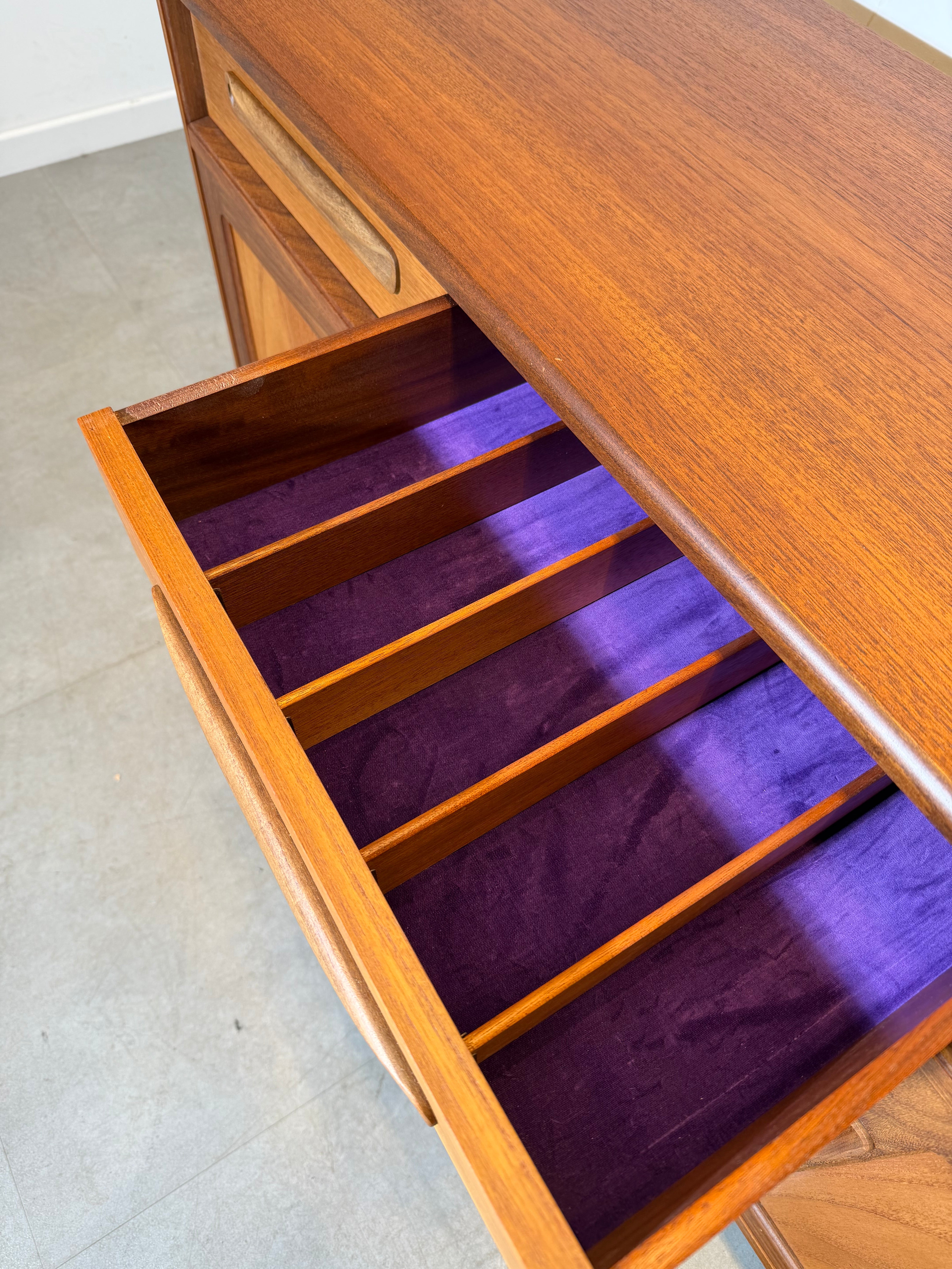 G-Plan Teak Sideboard on Hairpin Legs – Mid-Century Modern (1960s)