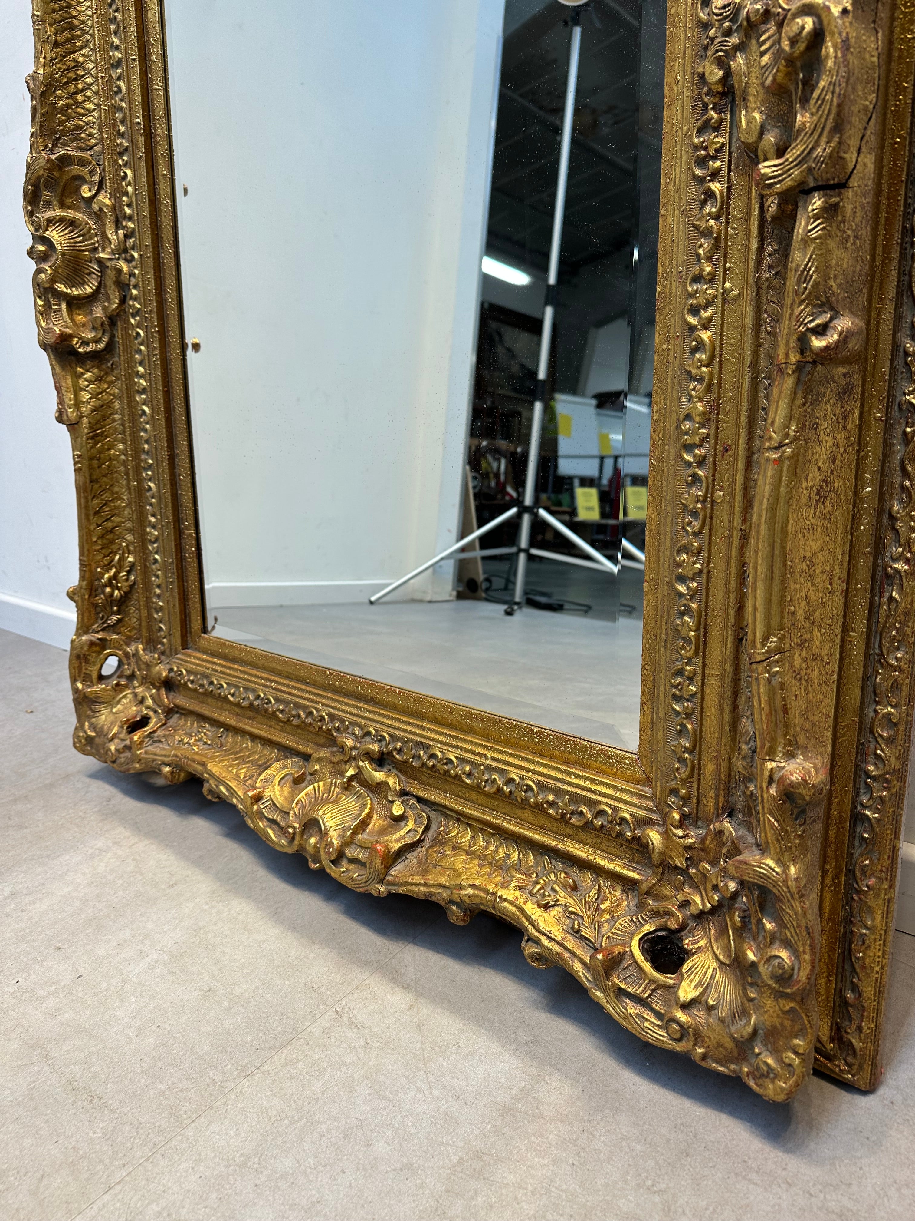 Antieke vergulde spiegel