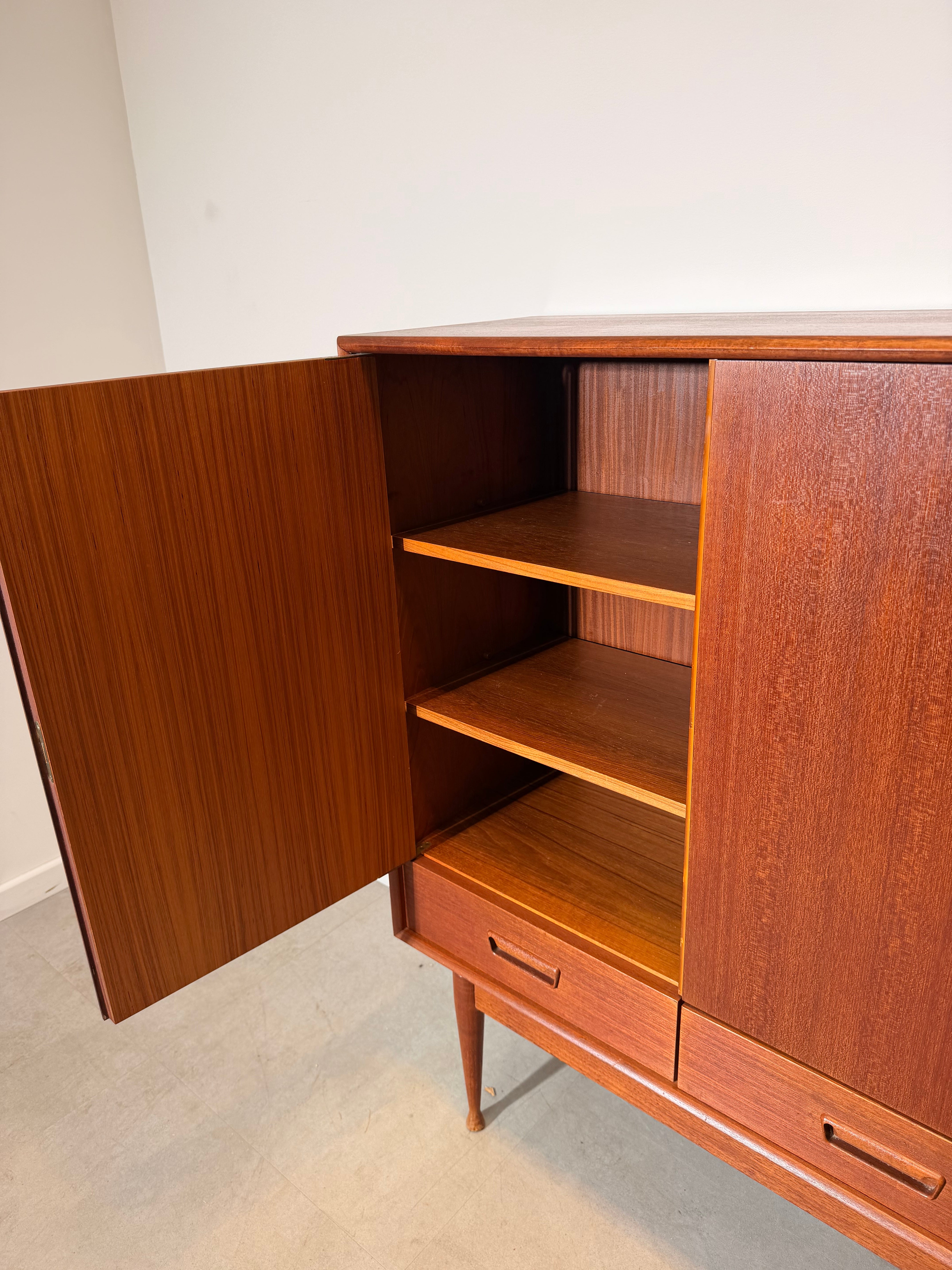 Vintage Mid-Century Teak Highboard / Drinks Cabinet – 1960s