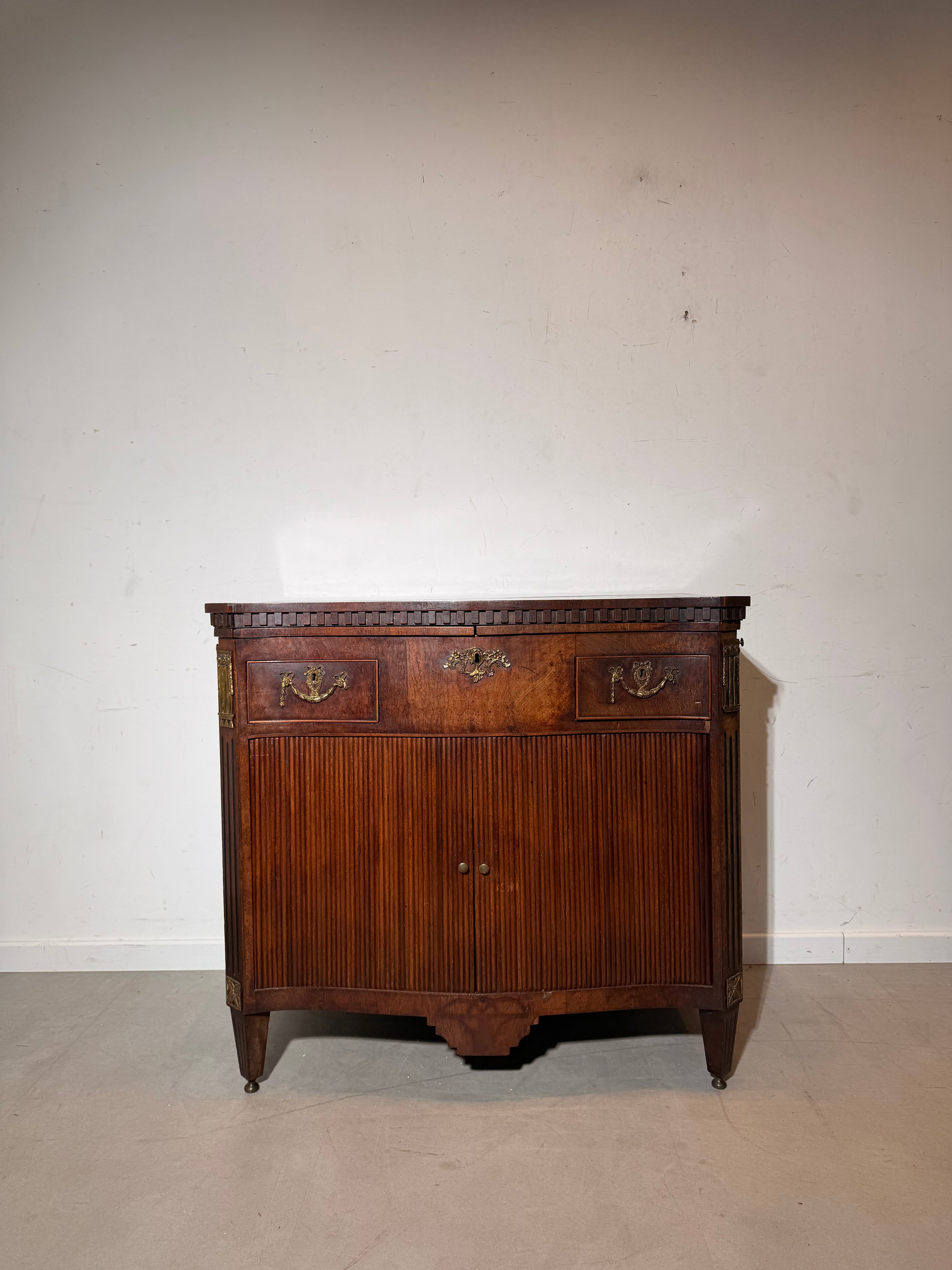 Antique Mahogany Washstand Cabinet