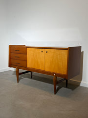 Mid-Century Modern Sideboard – 1950s/60s