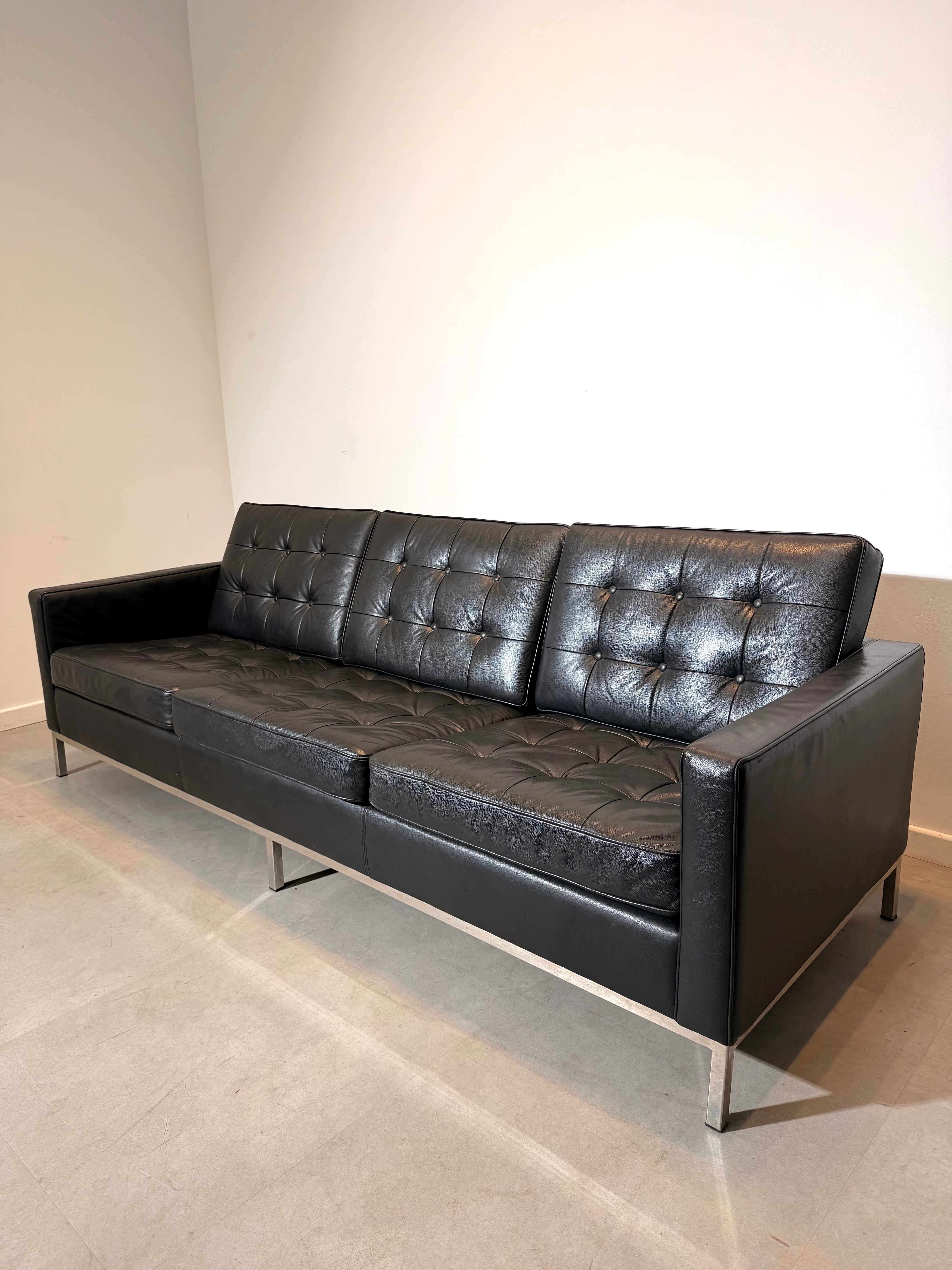 Florence Knoll Style 3-Seater Sofa
