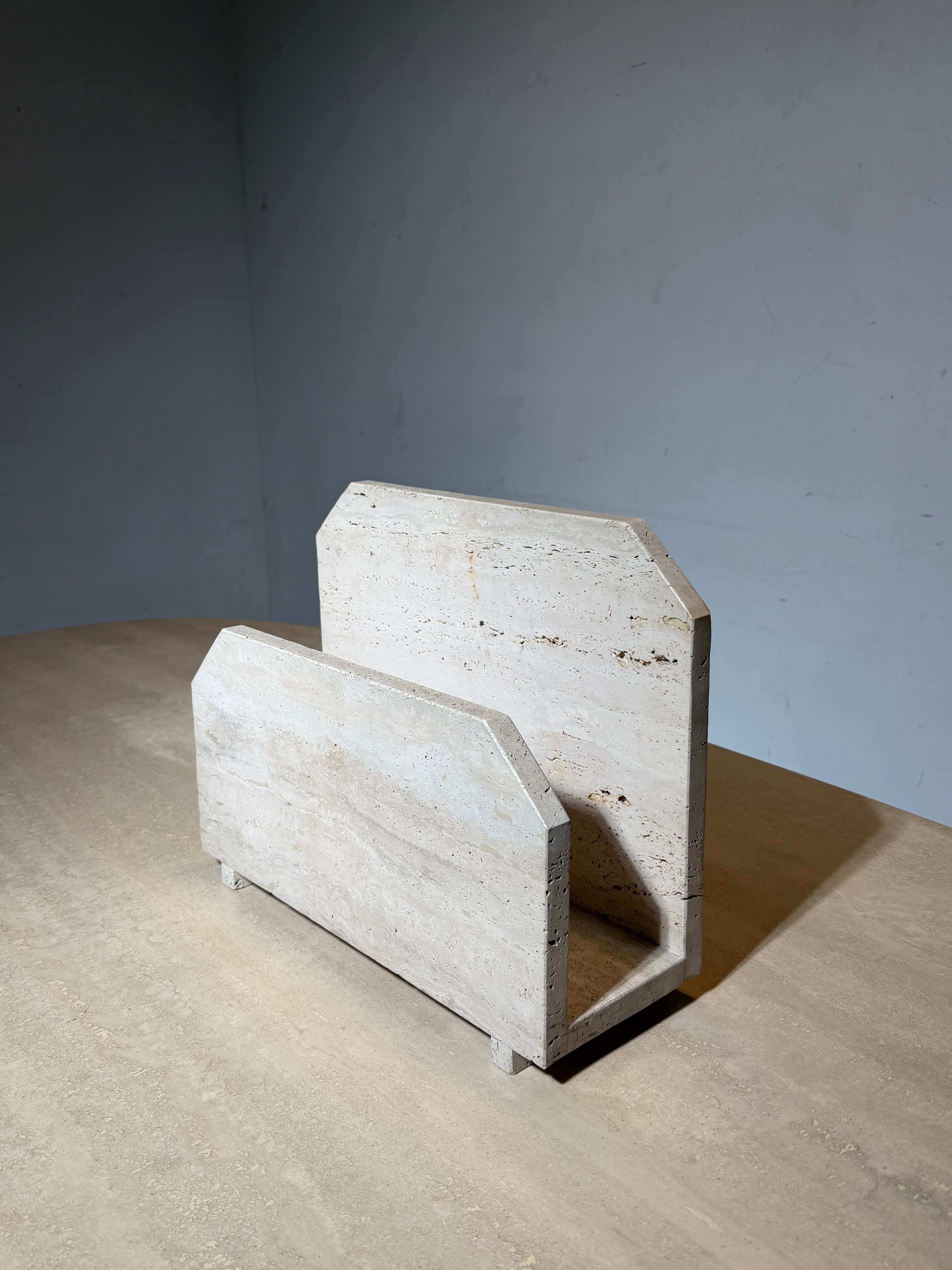 Vintage Travertine Magazine Holder – 40 x 15 x 32 cm