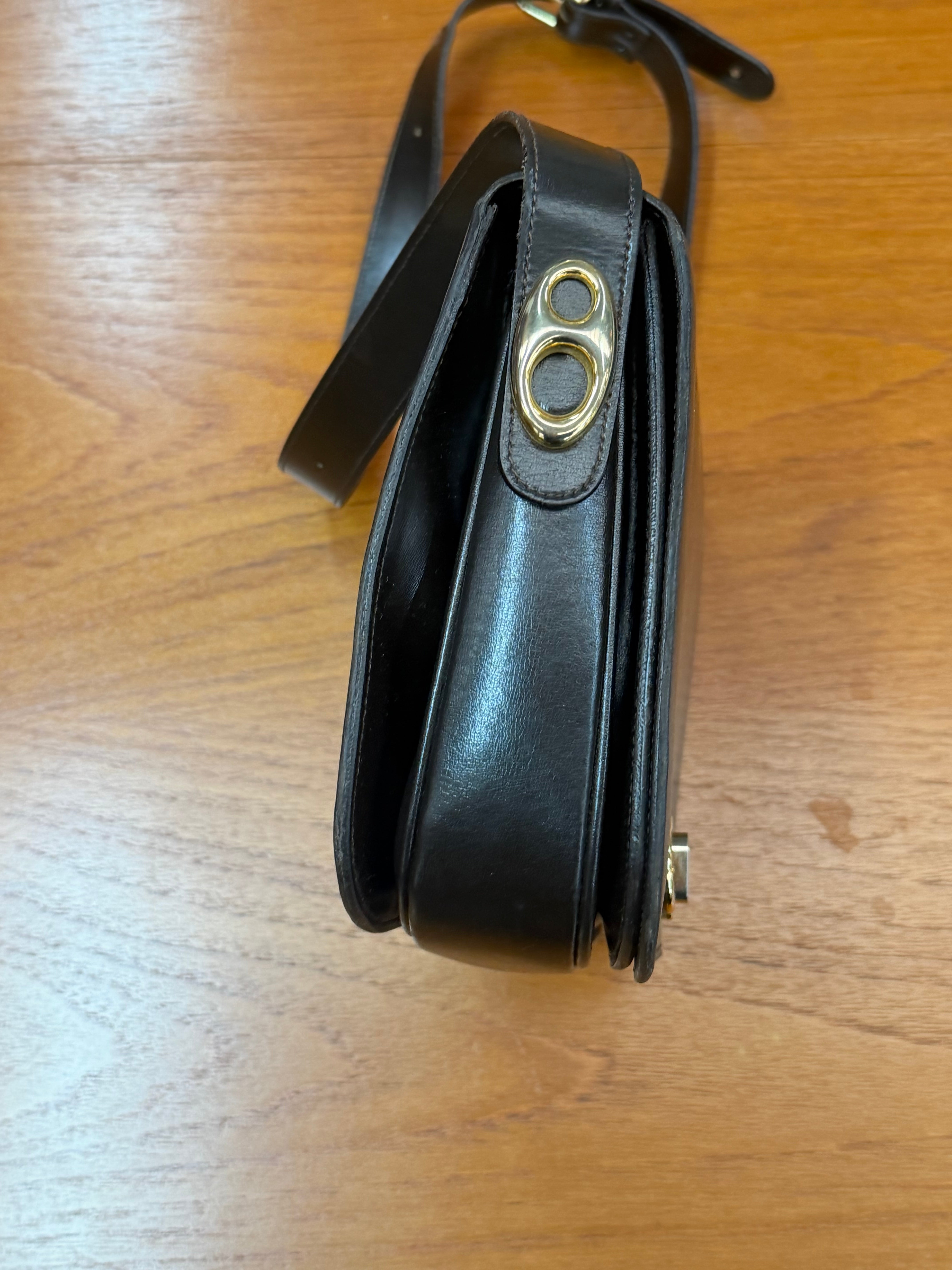 La Ville Bruxelles Crossbody Handbag – Black Leather – 25 cm