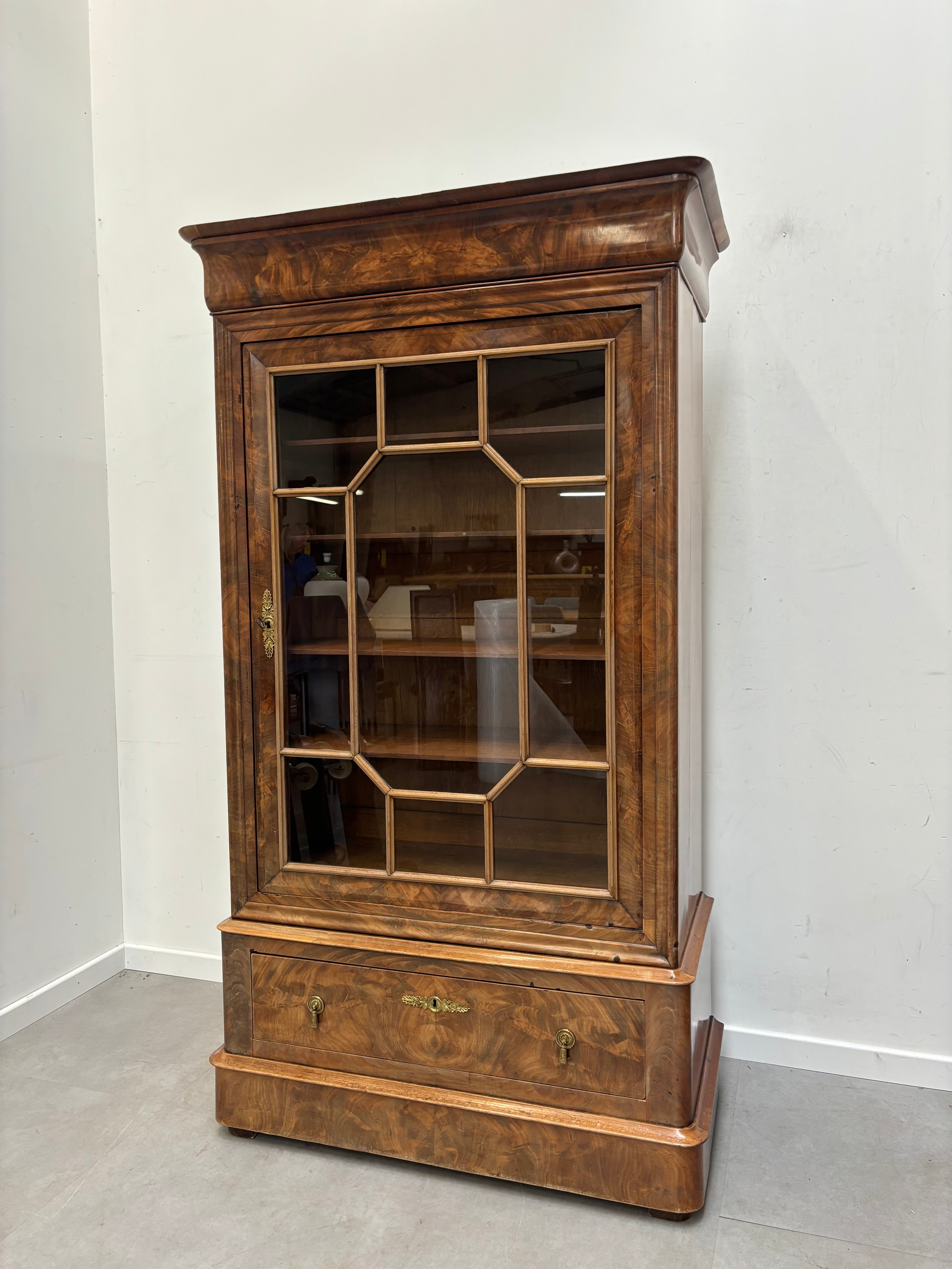 Antique display cabinet “Charles X”