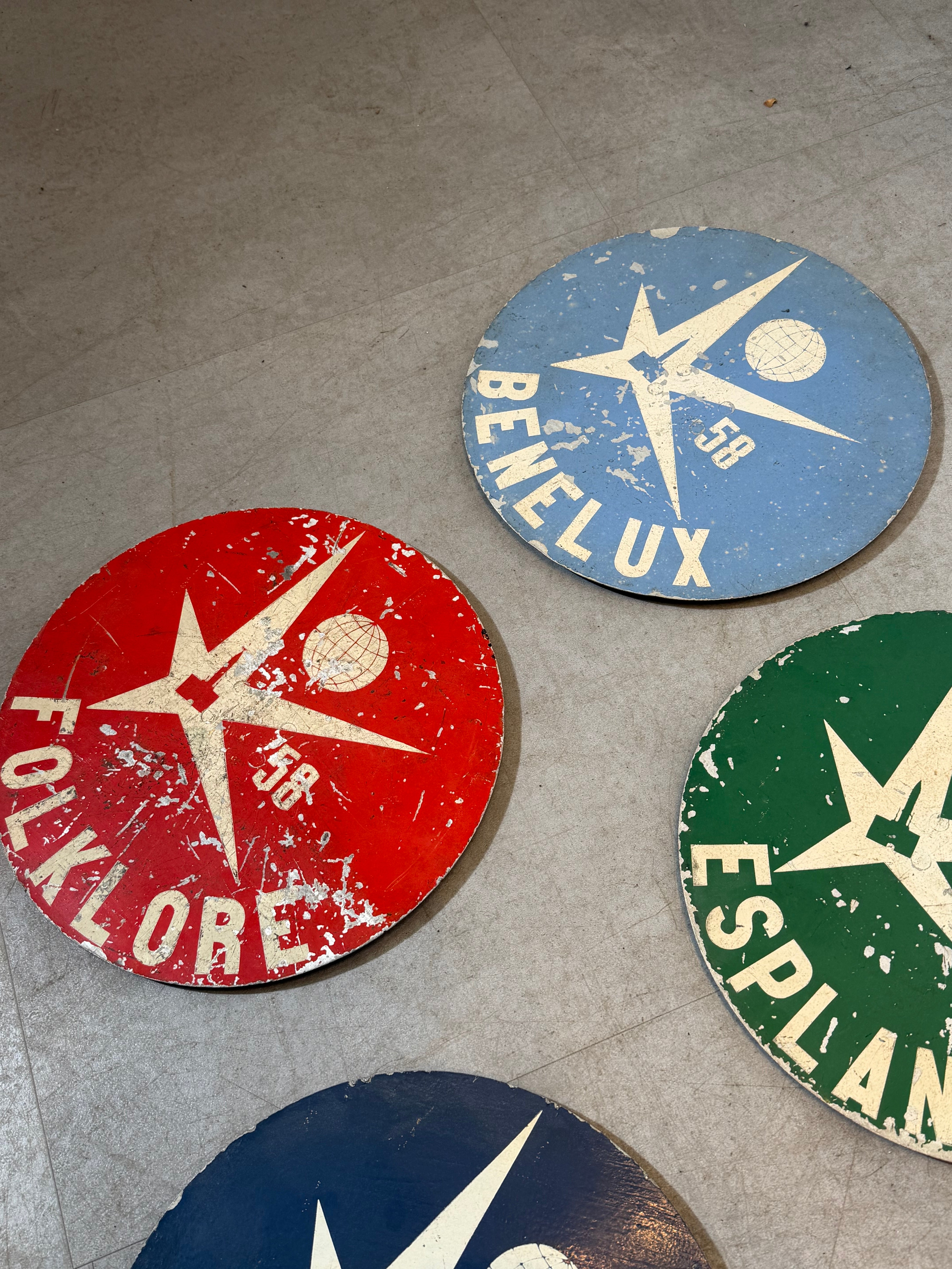 Panneaux ronds originaux de l'Expo 58 (lot de 4)