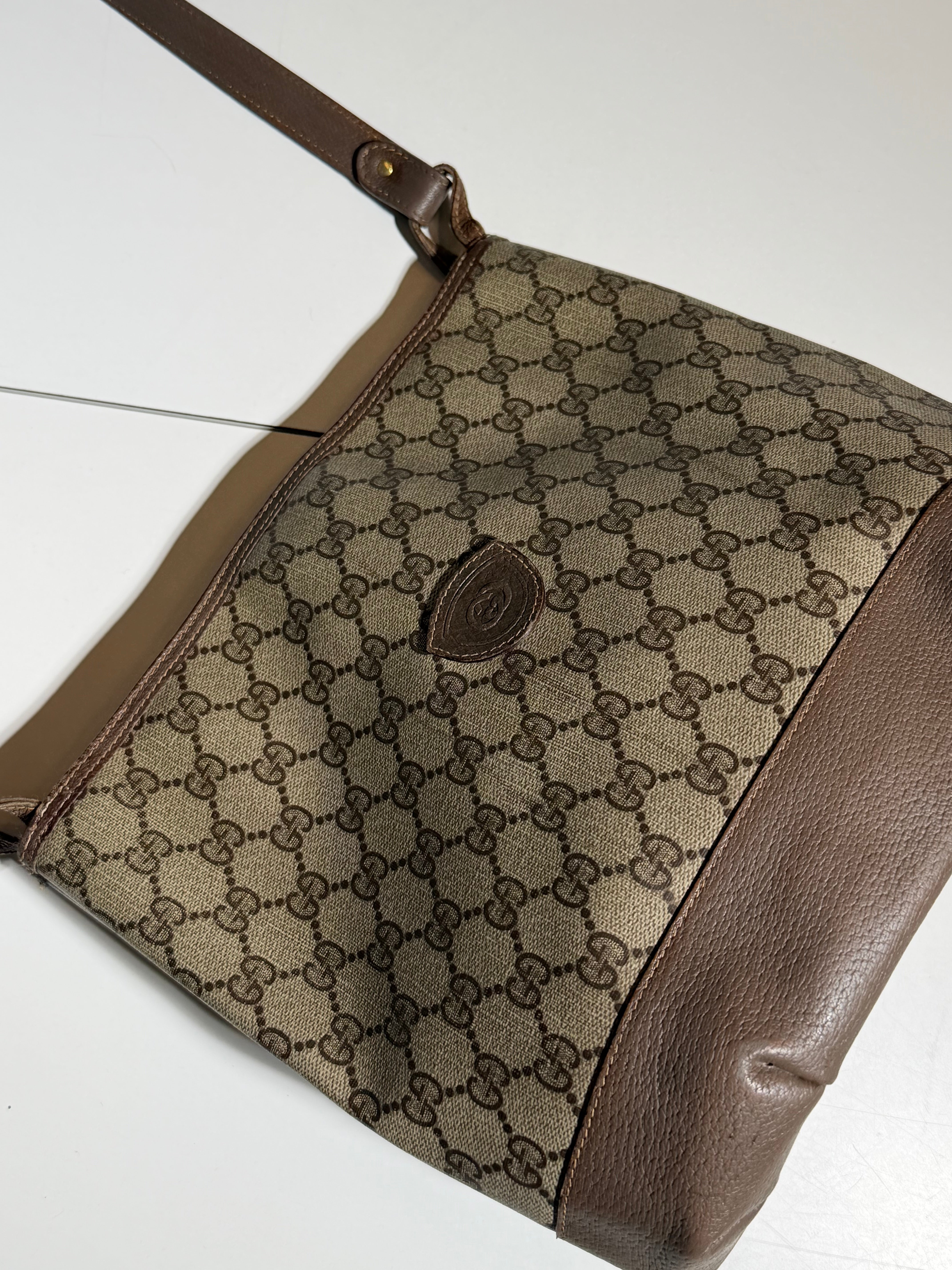 Vintage Gucci GG Canvas Crossbody Bag – Brown Leather Trim