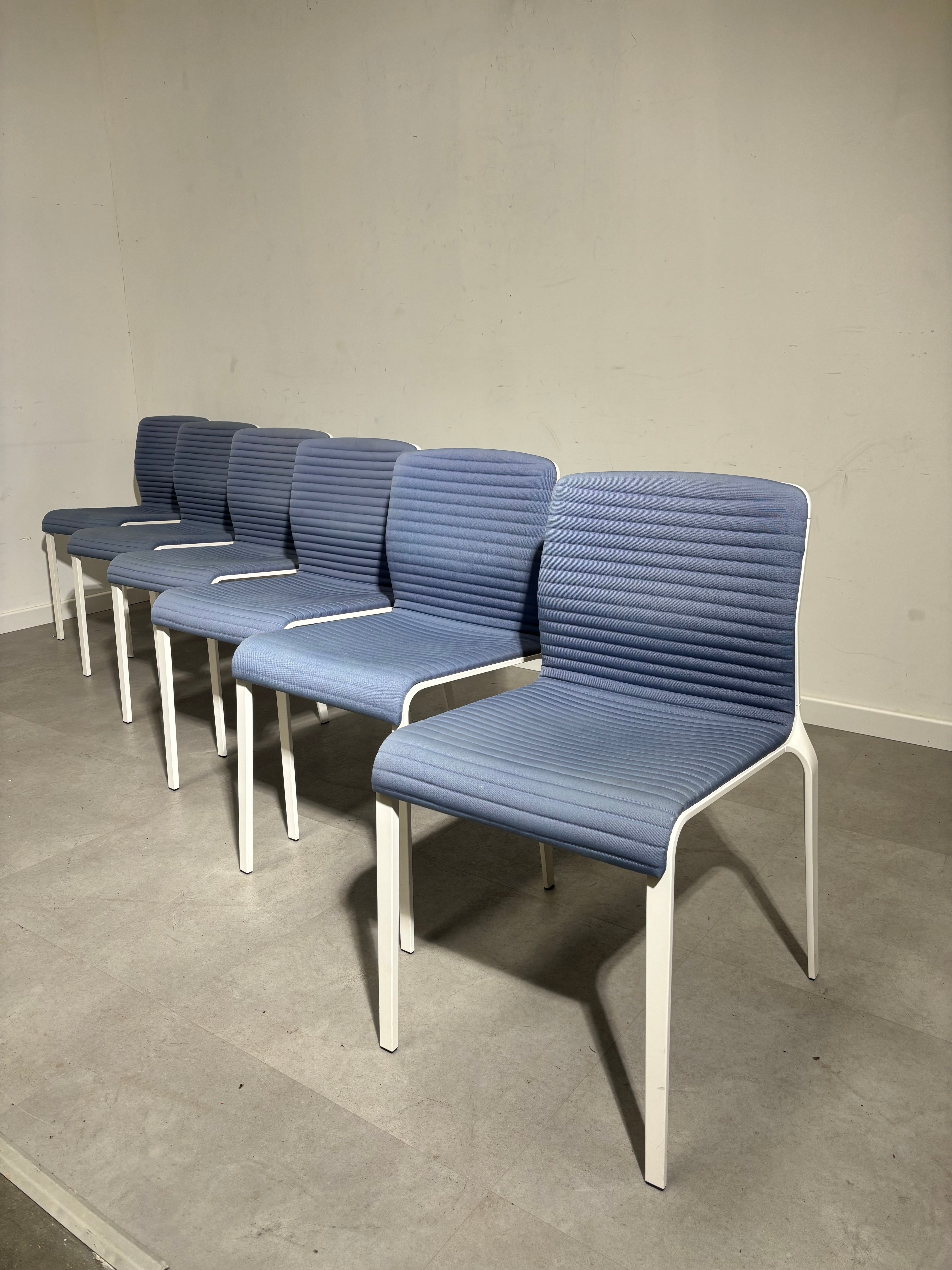 Ensemble de six chaises MDF italia Modèle « Bend »