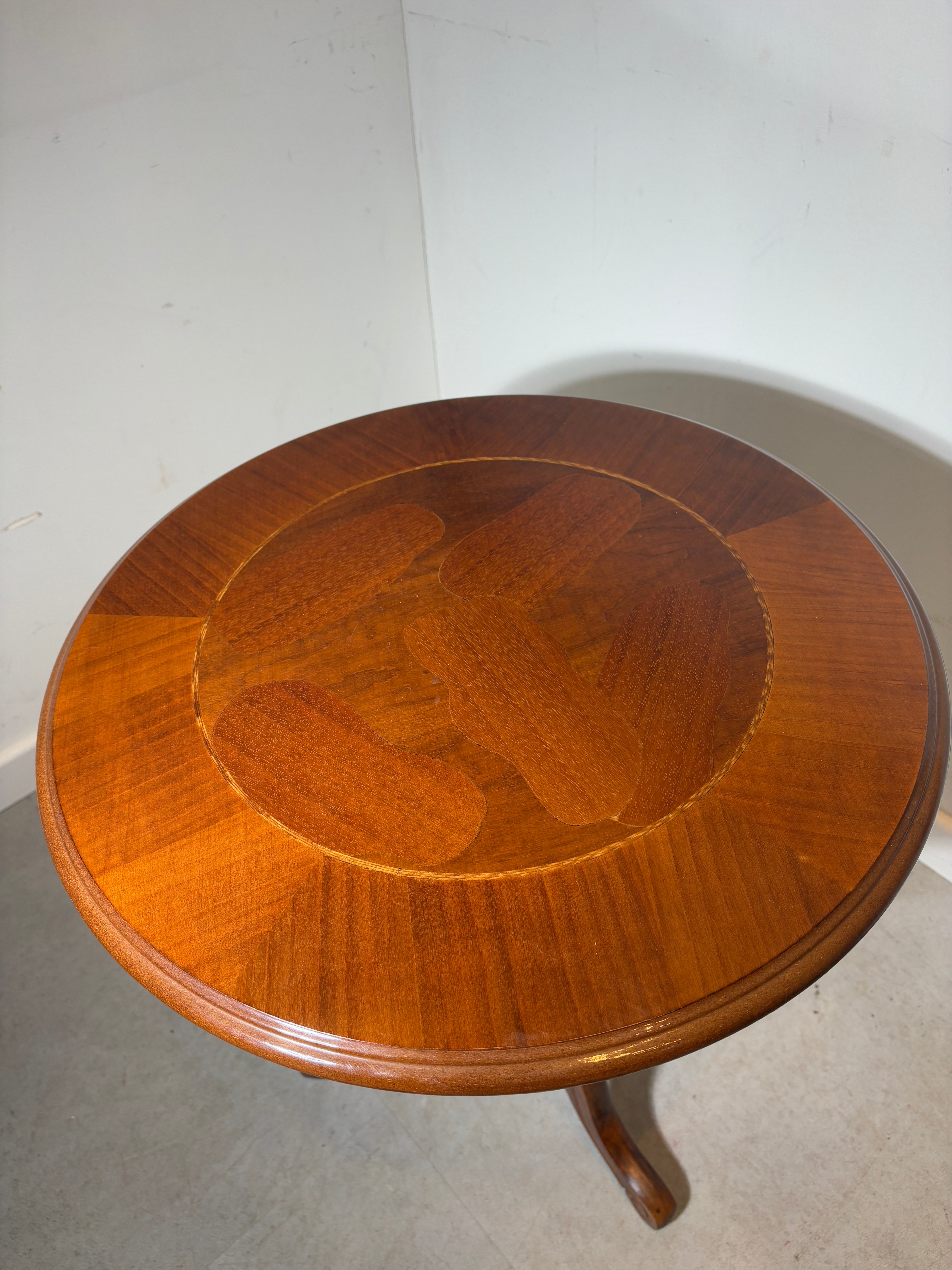 Side table inlay