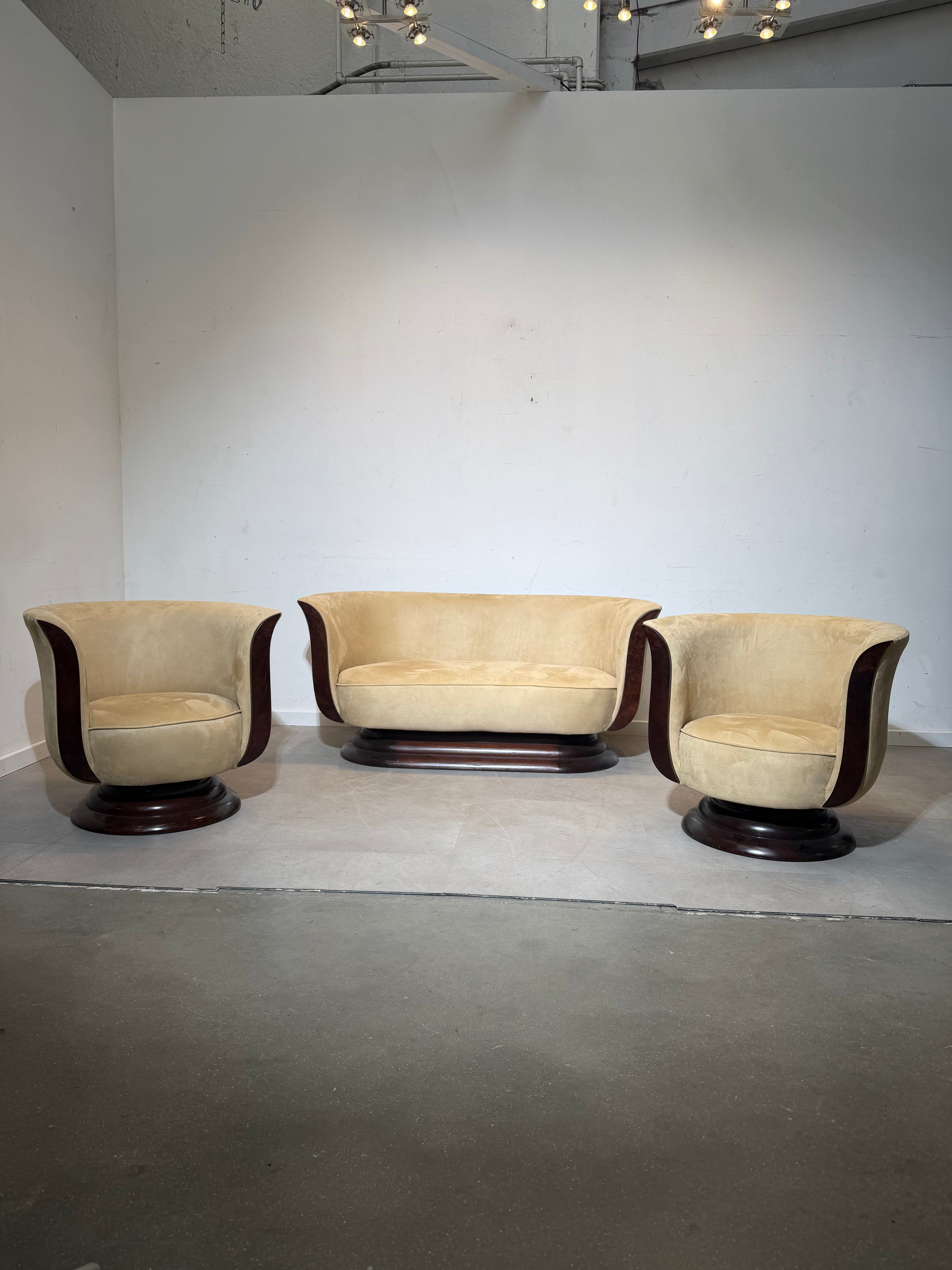 Art Deco Tulip Sofa Set – 2 Club Chairs & Two-Seater – Hotel Le Malandre