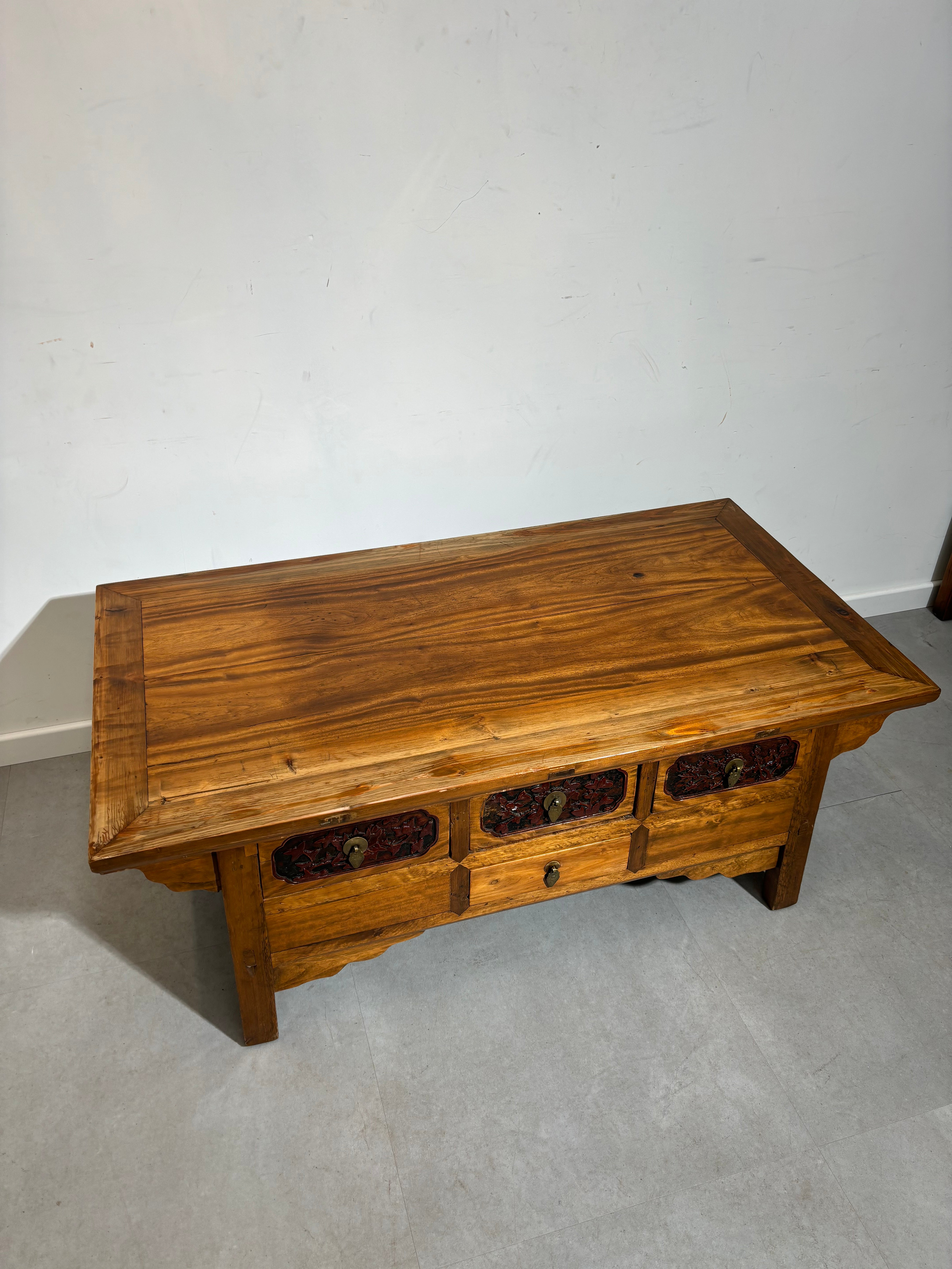 Oriental coffee table - tv cabinet