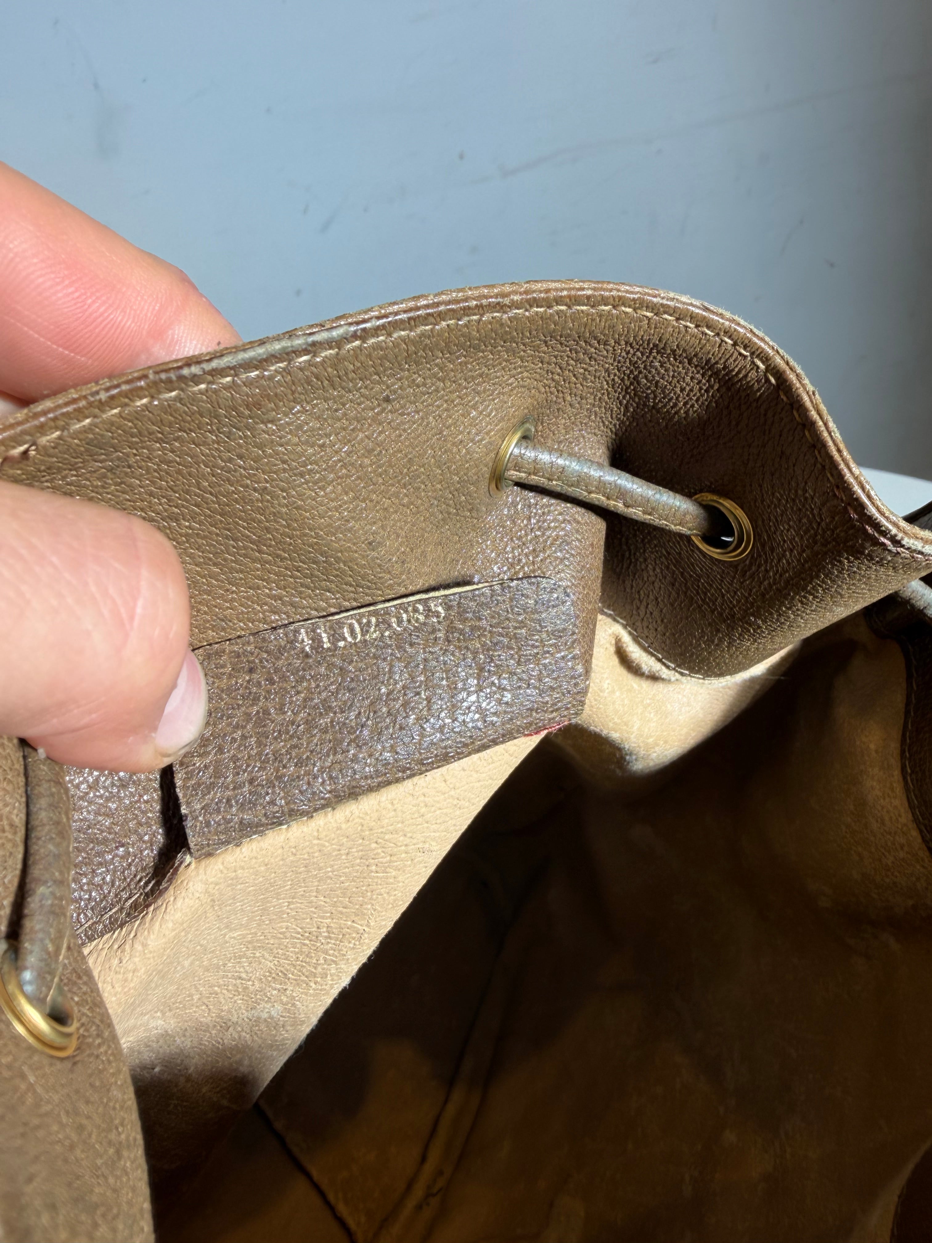 Sac seau Gucci Ophidia en toile GG