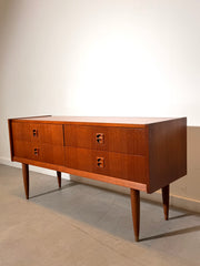 Vintage Mid-Century Teak Chest of Drawers – 1960s Scandinavian Style