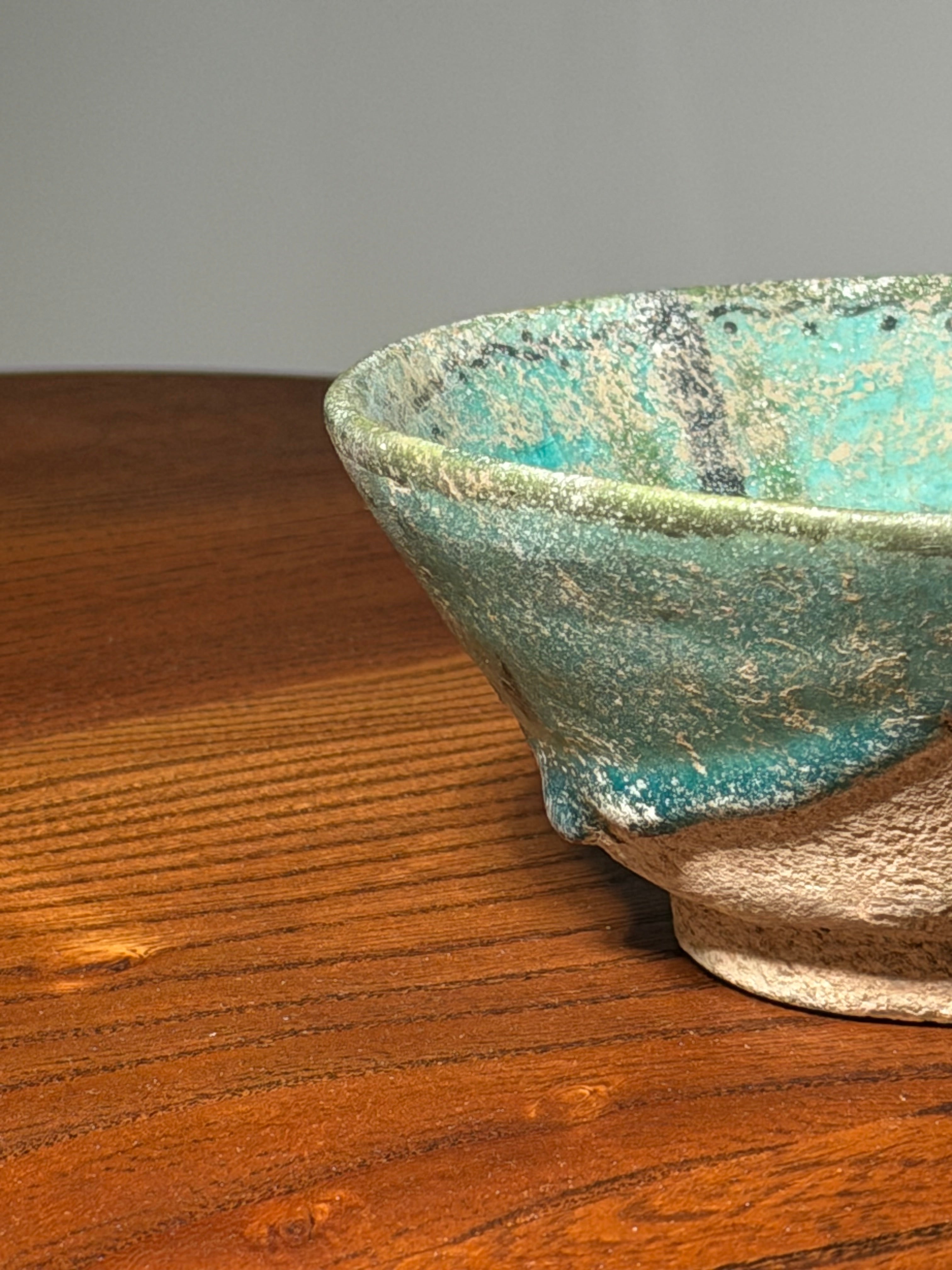 Seljuk Turquoise Glazed Pottery Bowl – Eastern Iran, 12th–13th Century