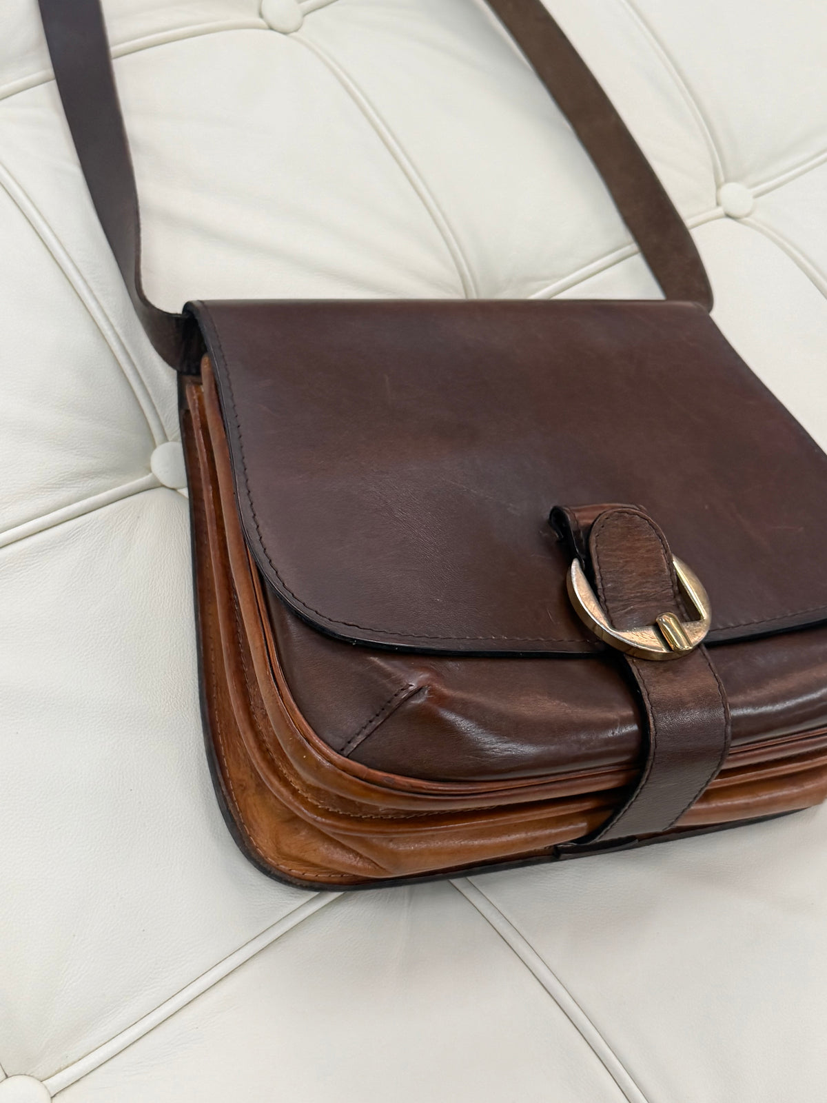 Delvaux “Chasseresse” Two Tone Crossbody Bag 22 x 24 cm