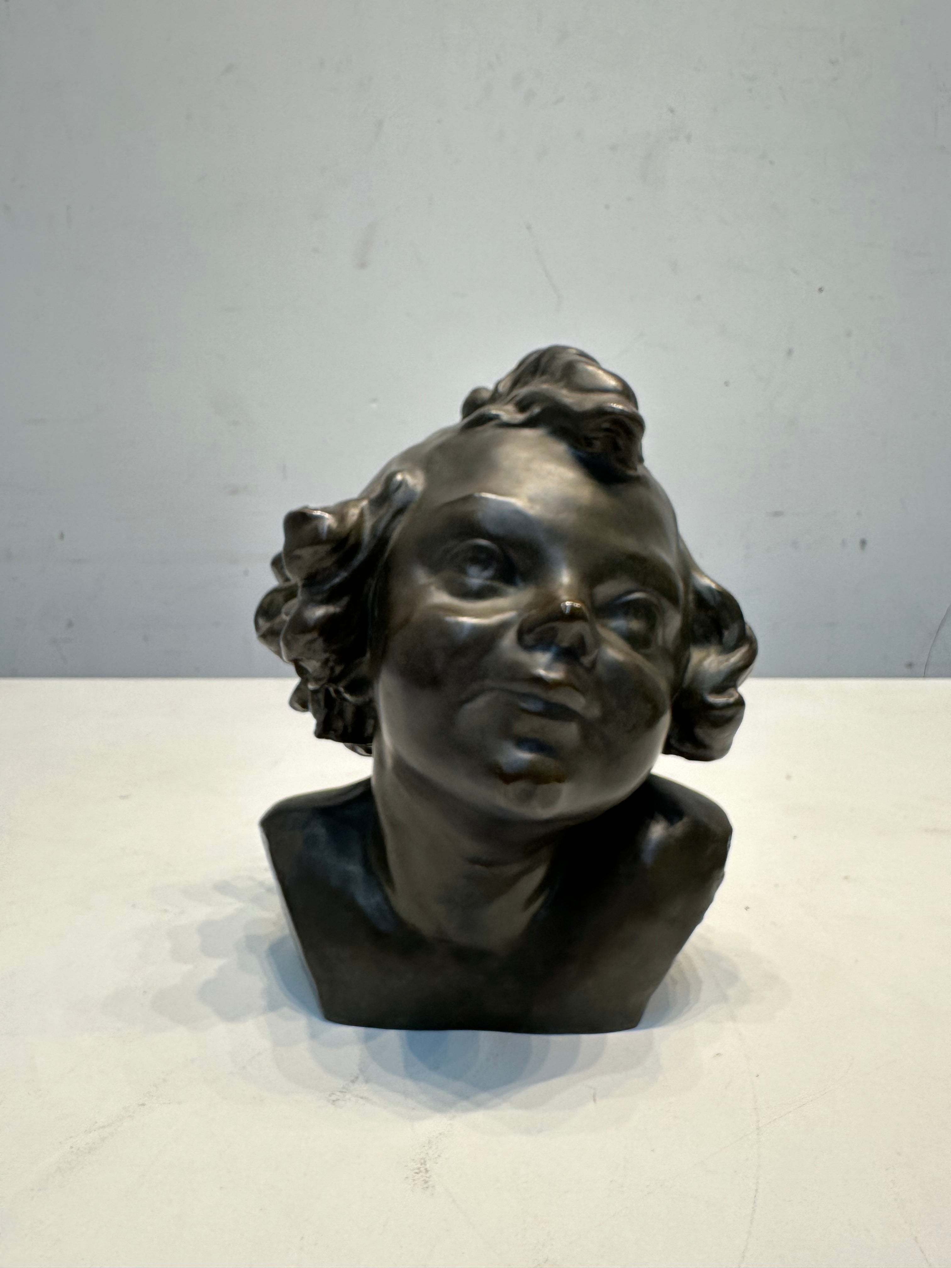Buste en bronze d'enfant