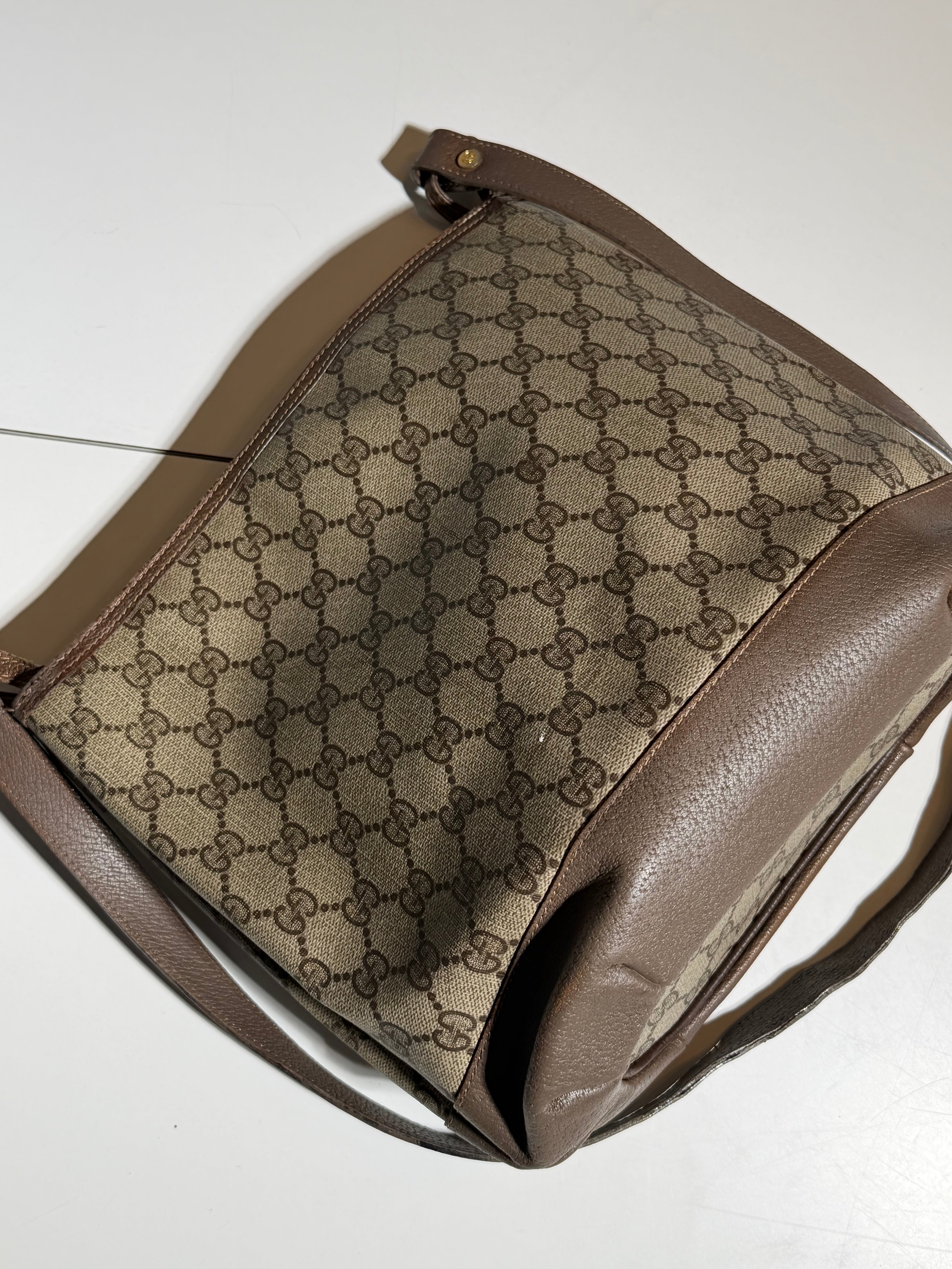 Vintage Gucci GG Canvas Crossbody Bag – Brown Leather Trim