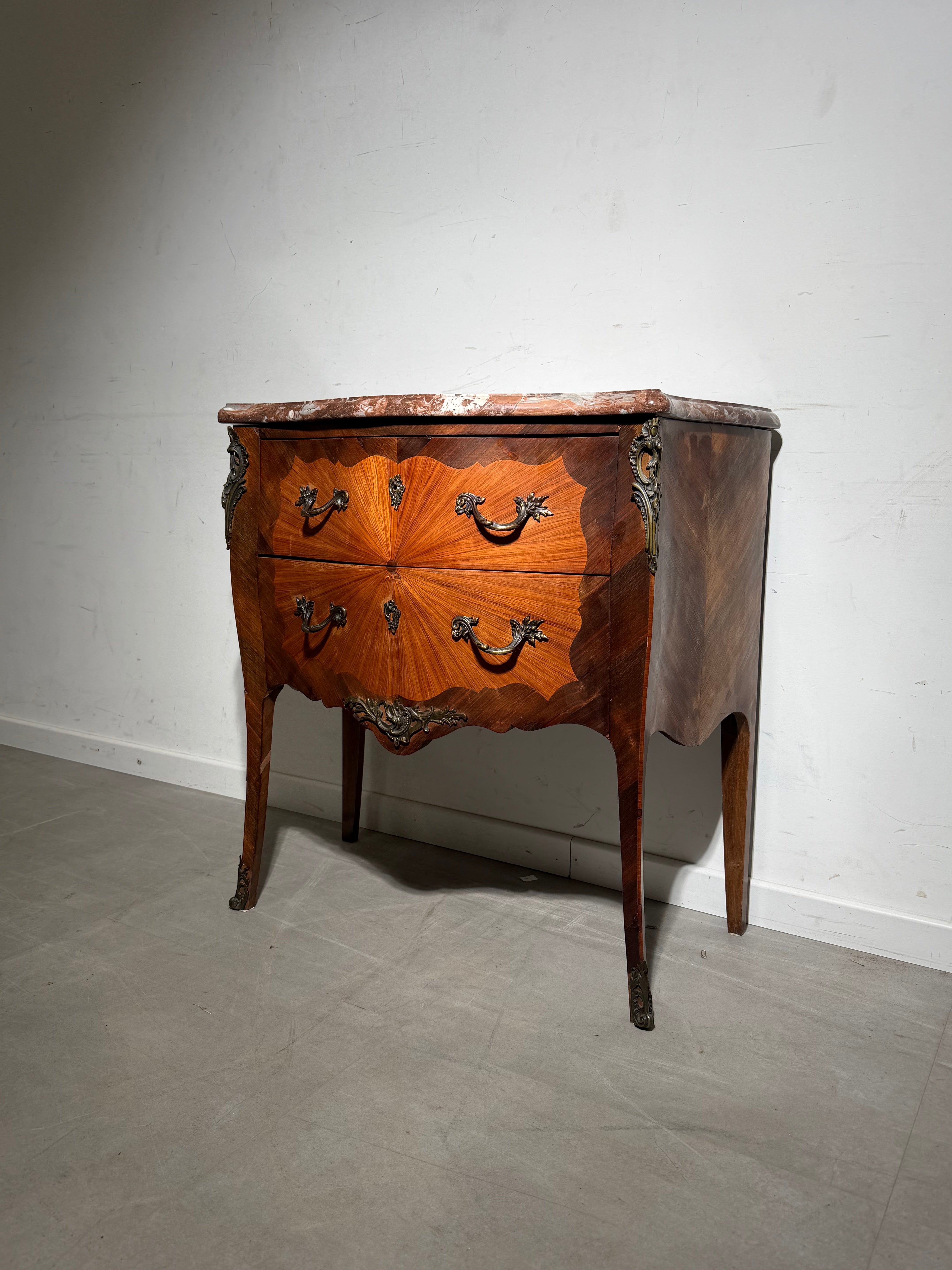 Antique French Louis XV Style Marquetry Commode with Marble Top – 85 x 45 x 85 cm
