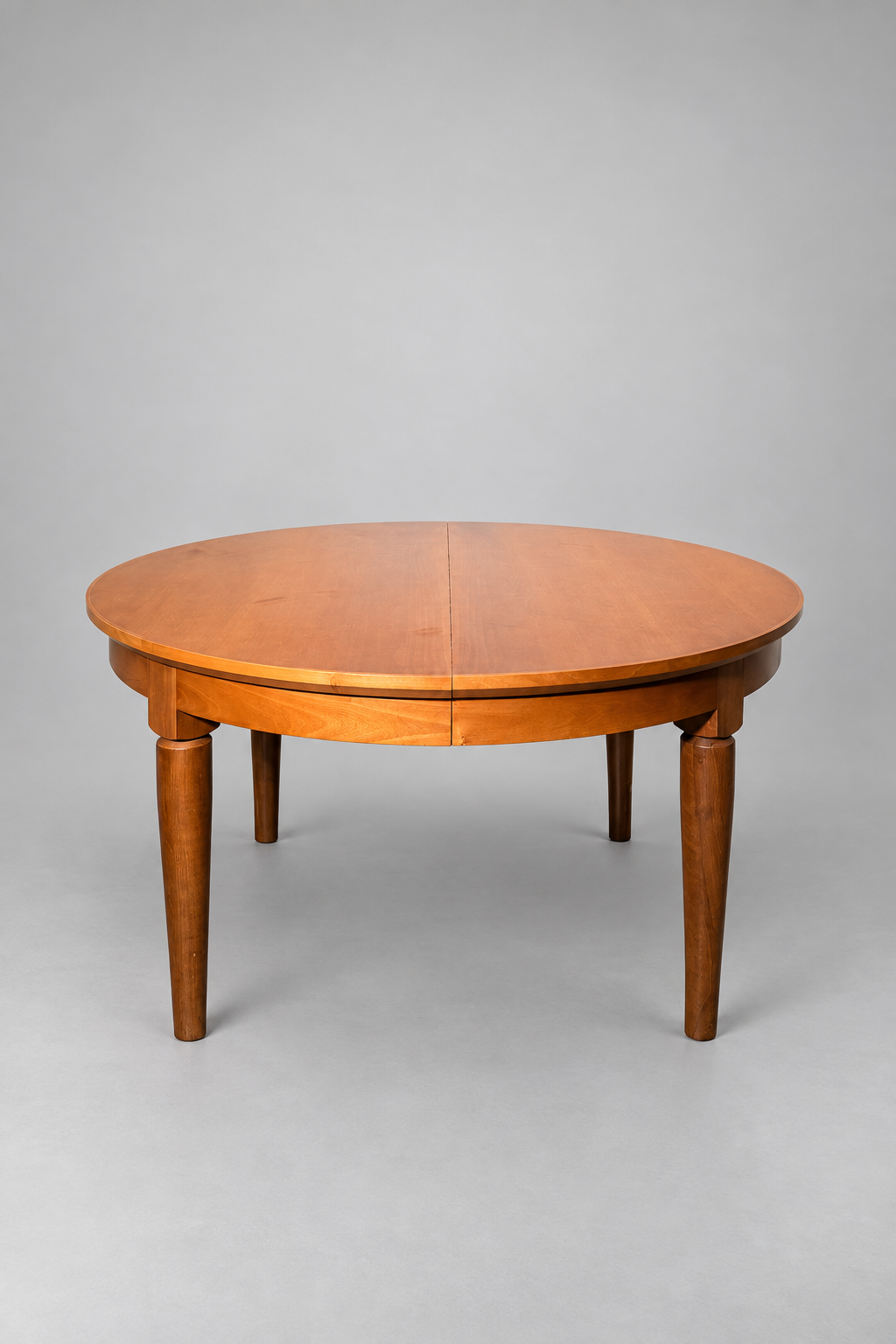 Molteni Extendable Round Dining Table