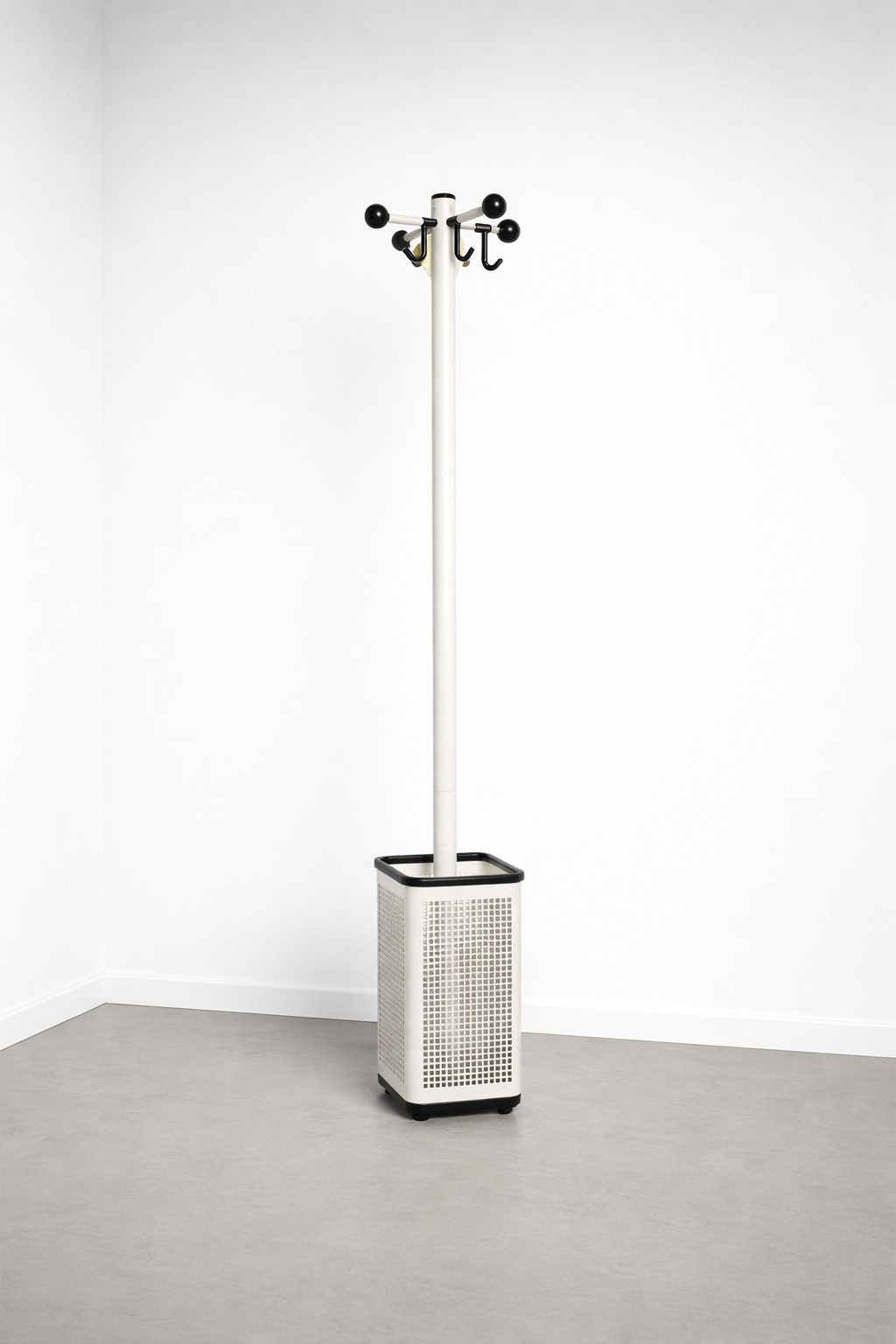 NEOLT Postmodern Coat Rack – Umbrella Stand – 185 cm