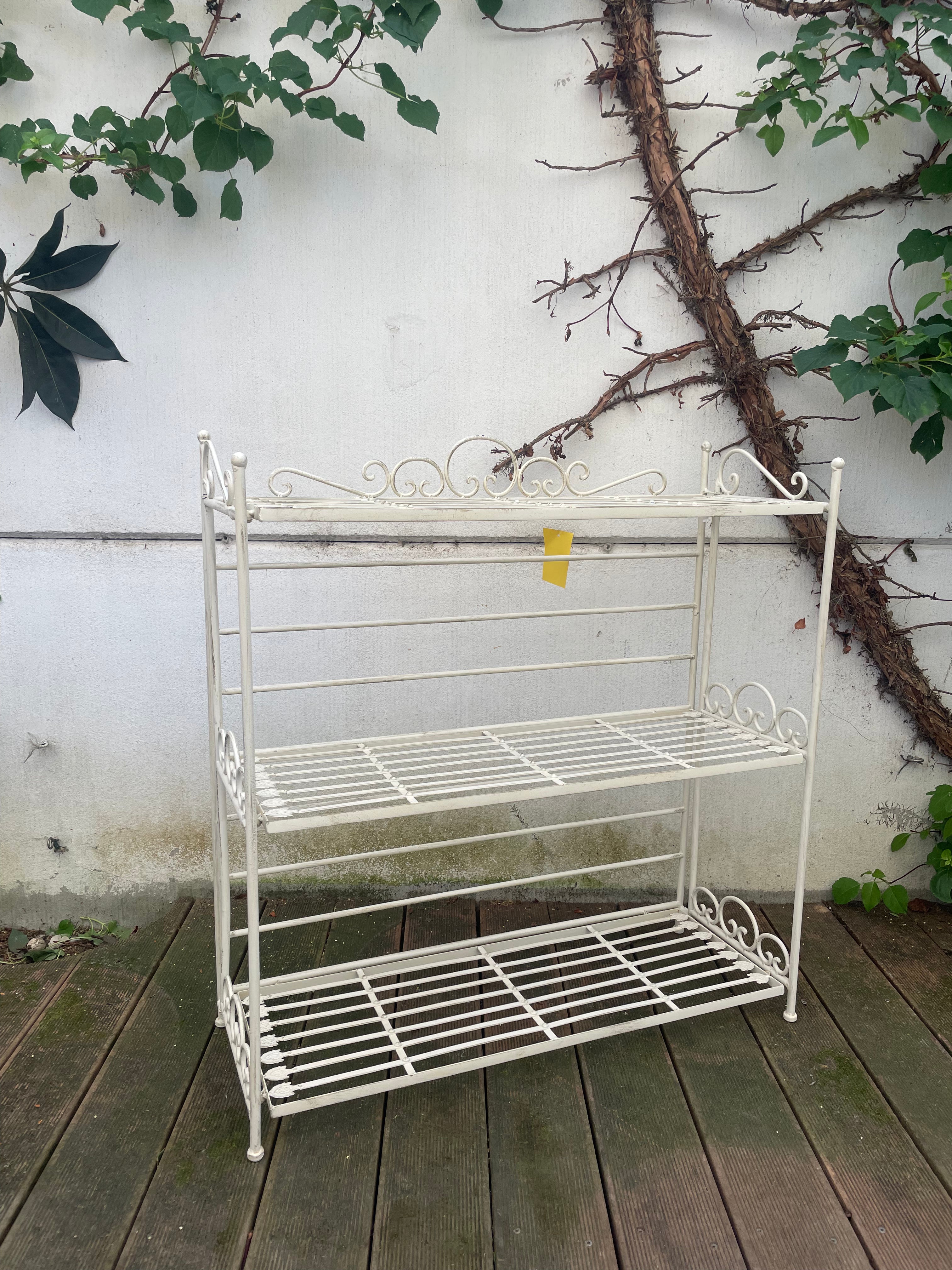Fer forge plantstand white low